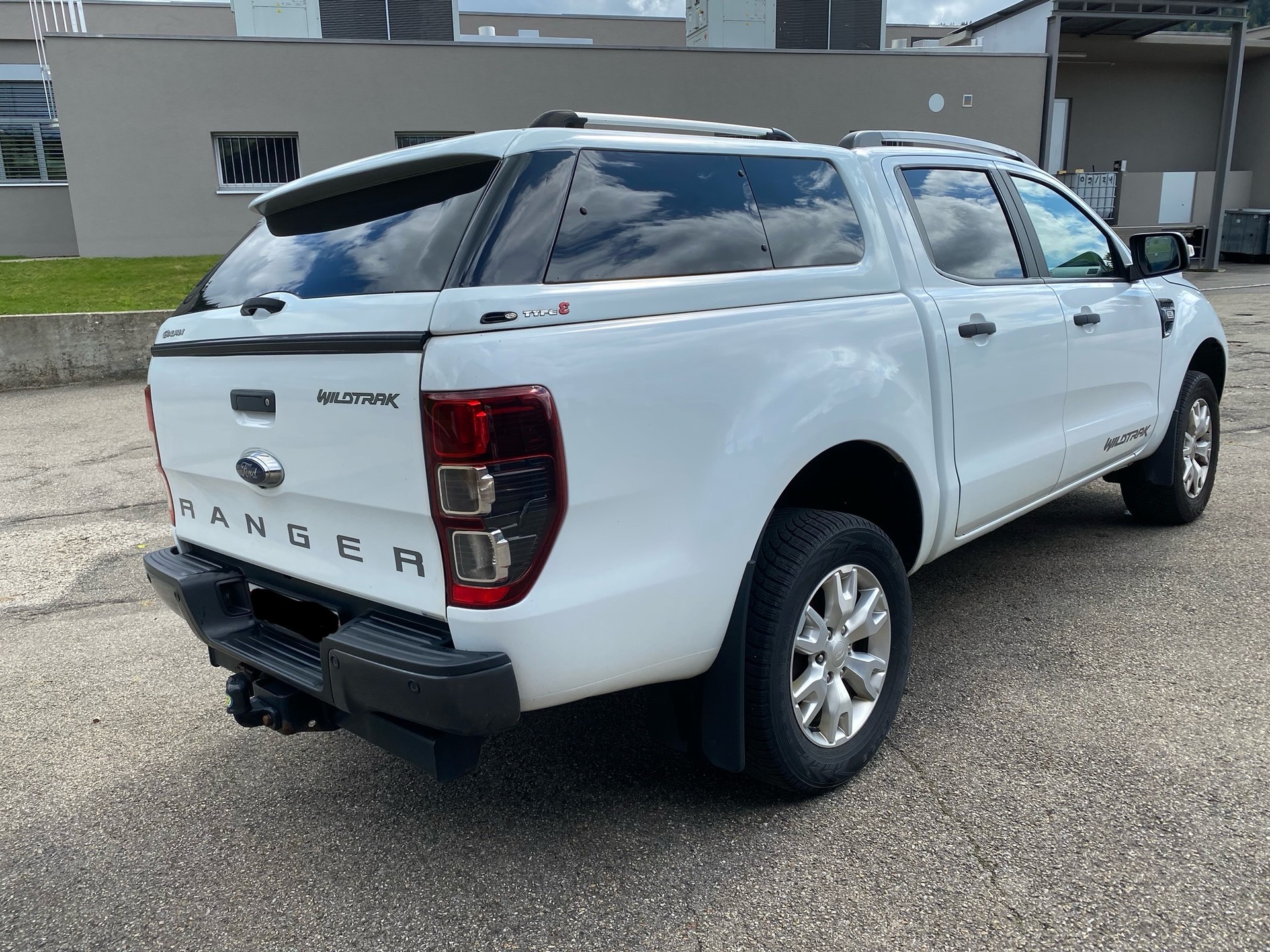 FORD 3.2 TDCi 4x4 Wildtrak-image-2