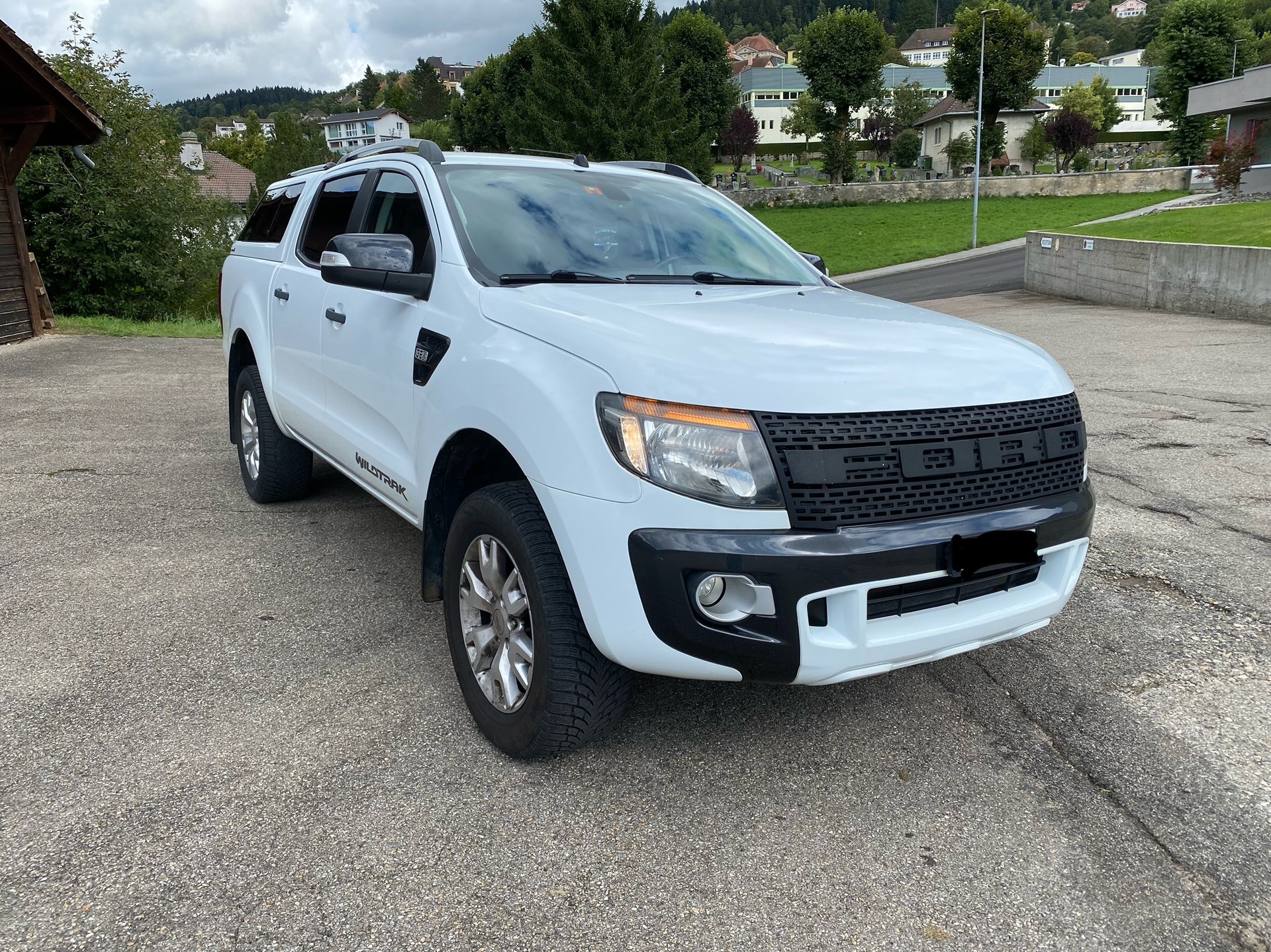 FORD 3.2 TDCi 4x4 Wildtrak-image-1