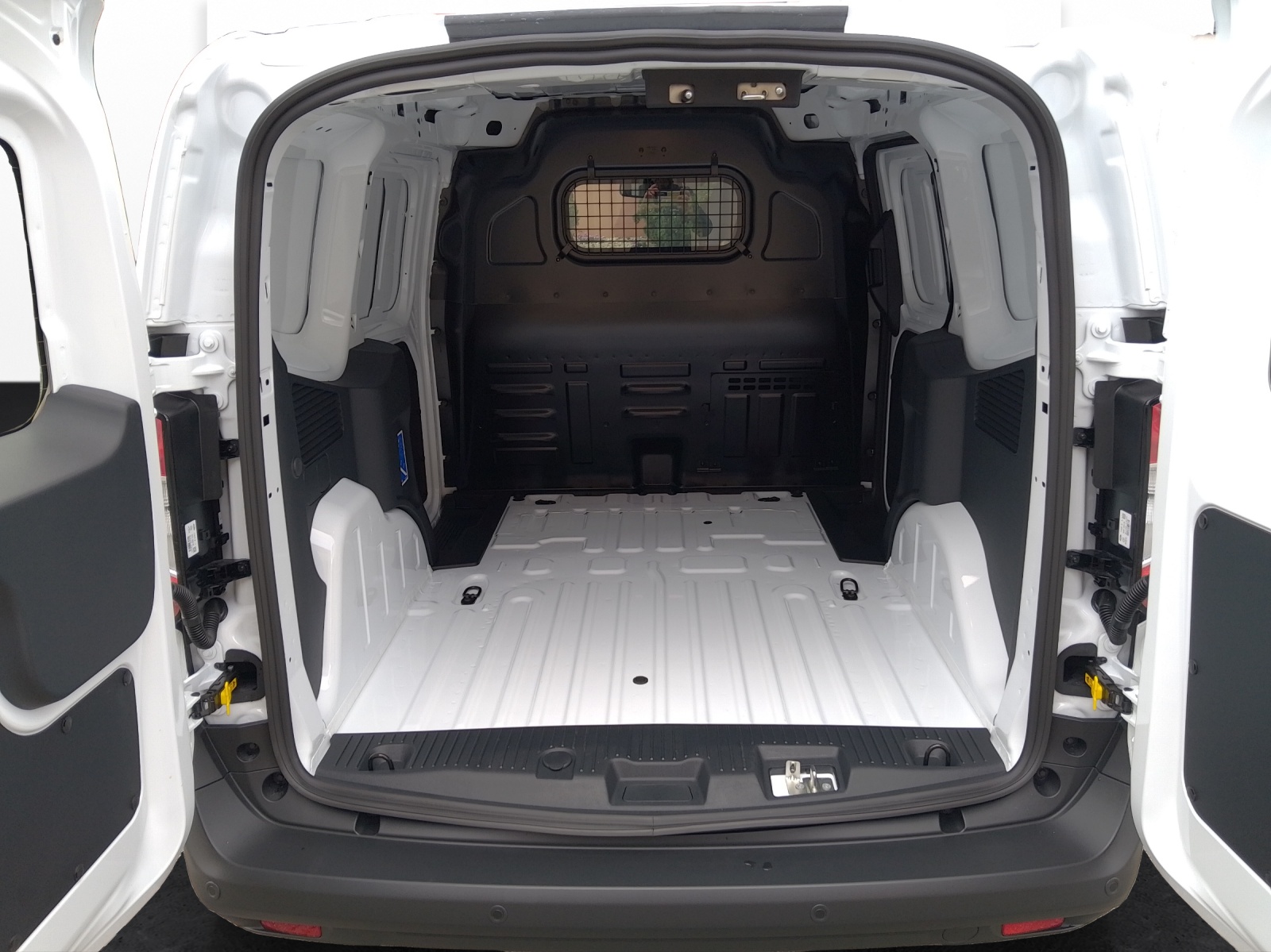 FORD Transit Courier Van 1.0 EcoBoost Trend-image-12