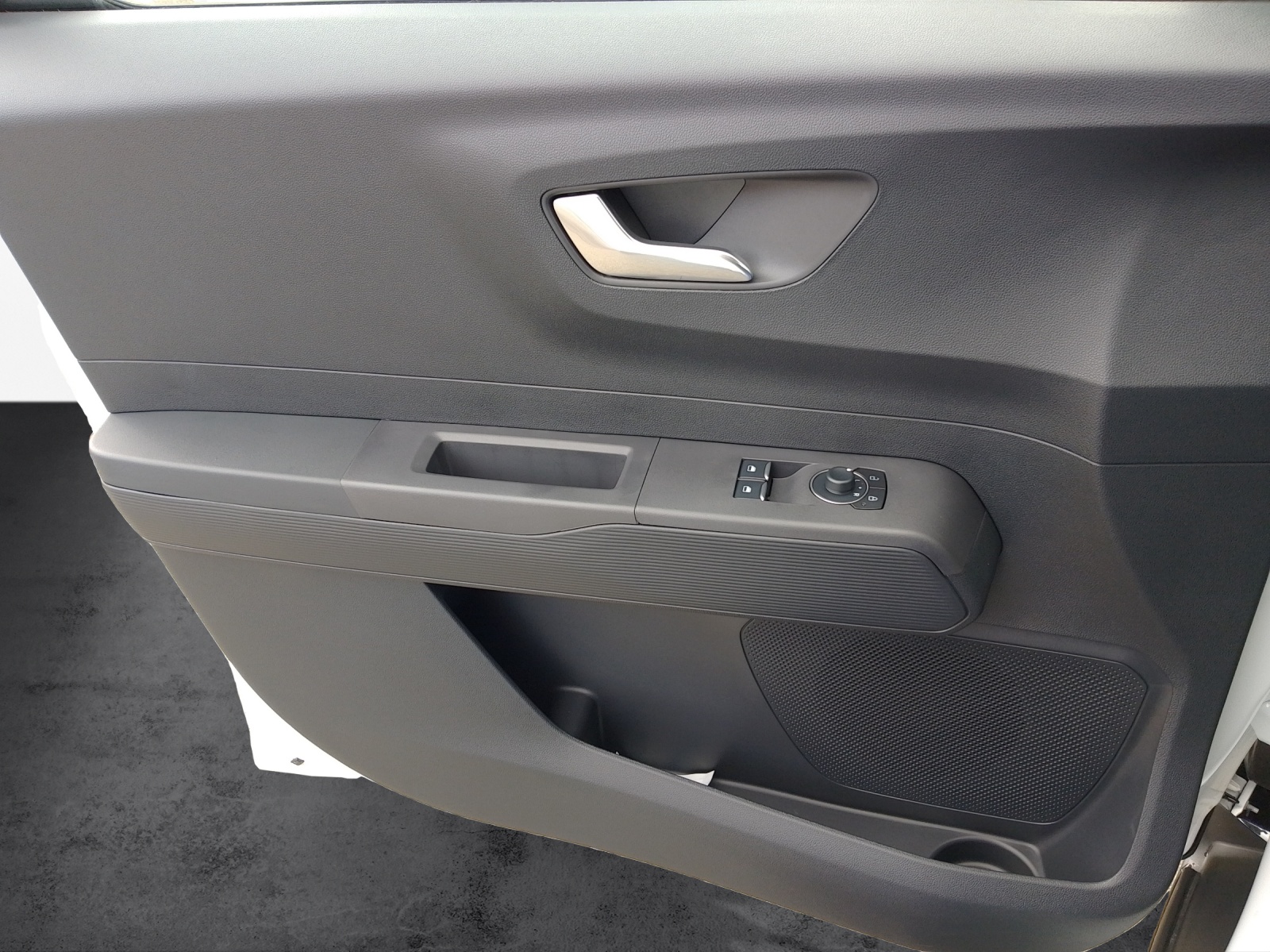 FORD Transit Courier Van 1.0 EcoBoost Trend-image-11