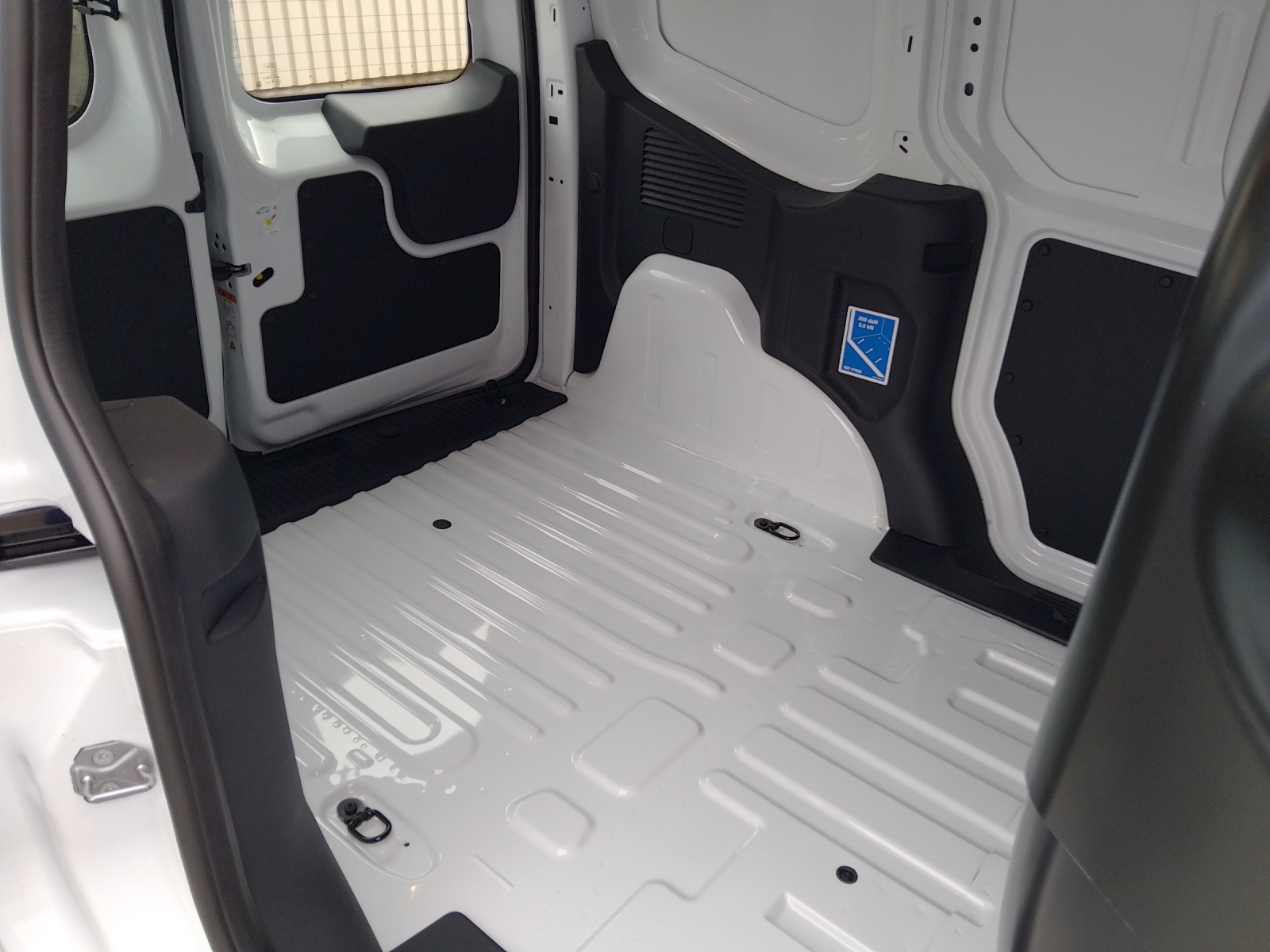 FORD Transit Courier Van 1.0 EcoBoost Trend-image-13
