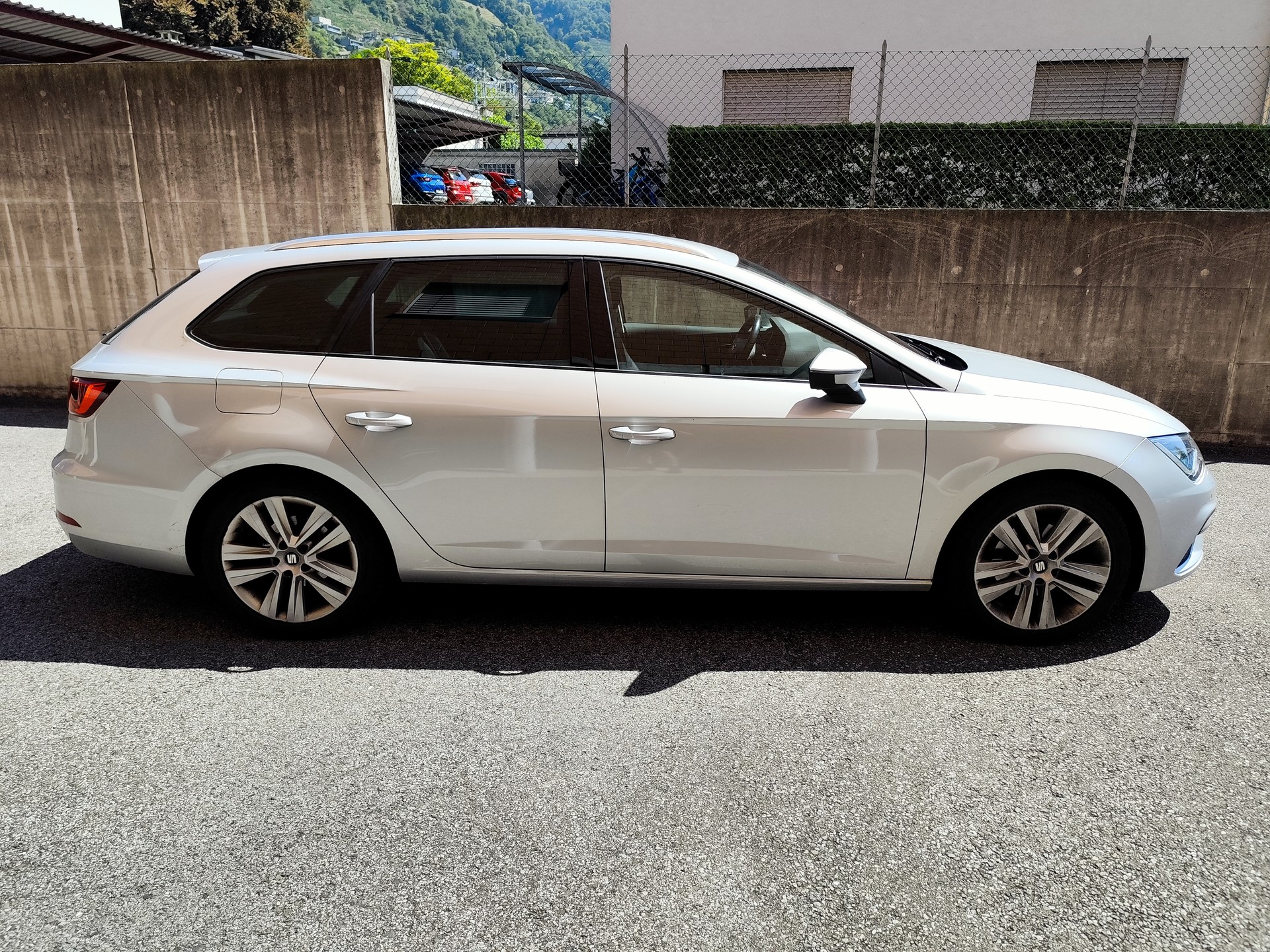SEAT 2.0 TDI FR Line 4Drive-image-0
