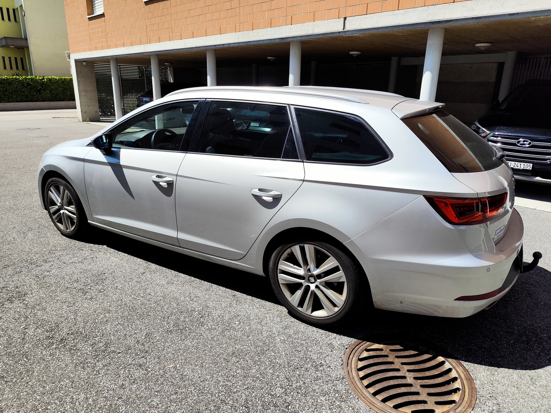 SEAT 2.0 TDI FR Line 4Drive-image-1