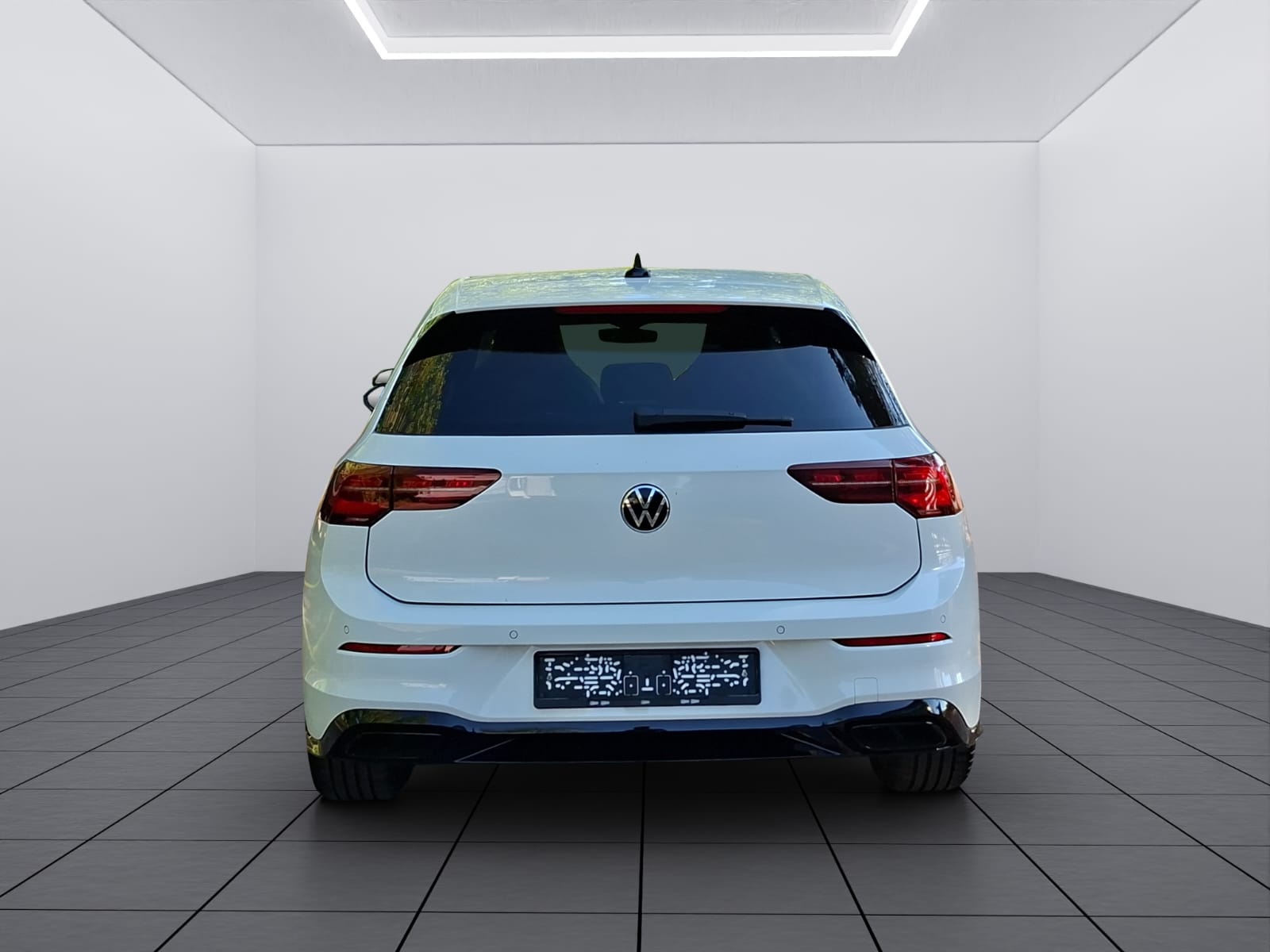 VW Golf 1.5 eTSI mHEV ACT R-Line DSG-image-5