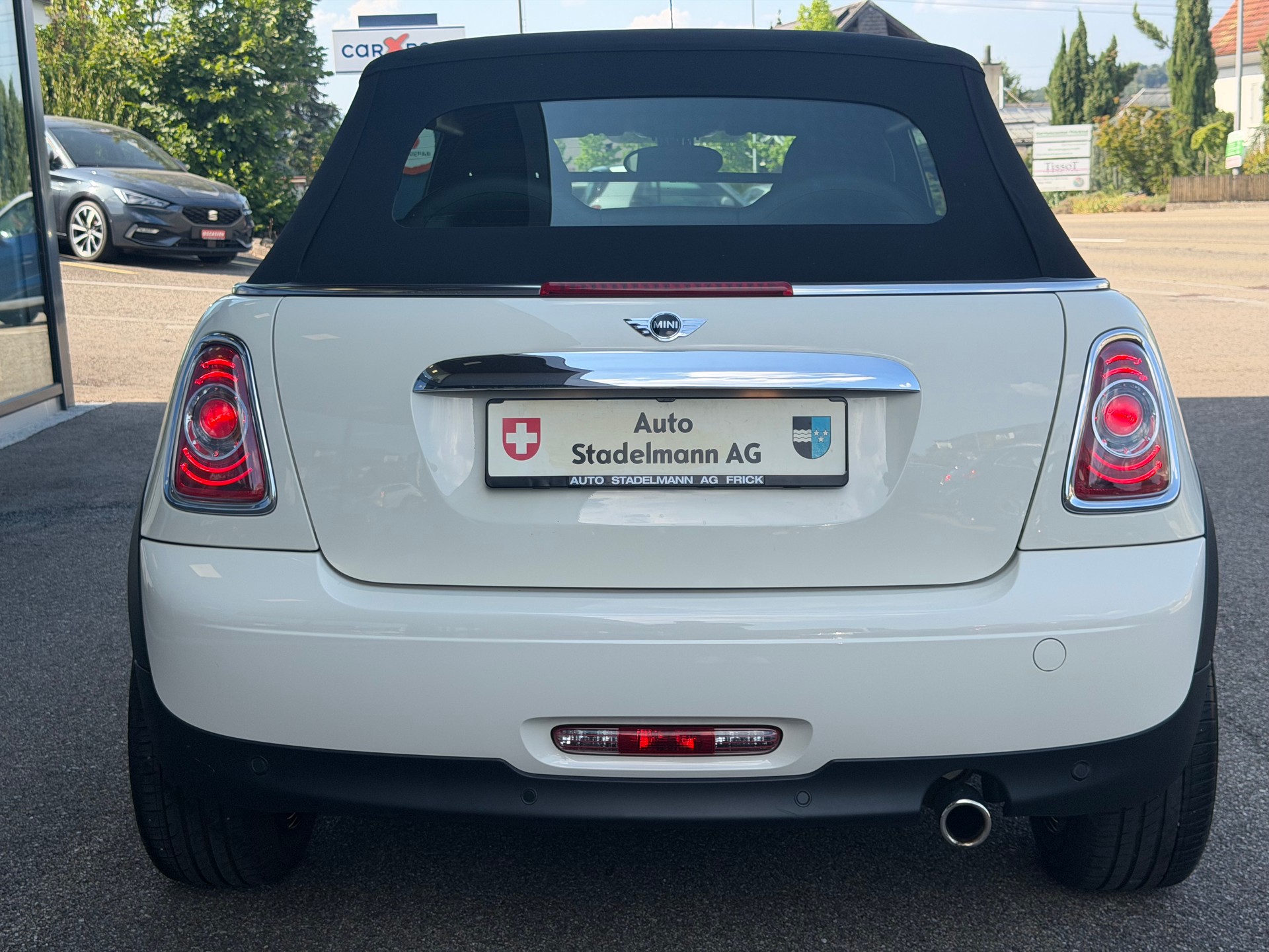 MINI Cabrio R57 1.6i Cooper-image-3