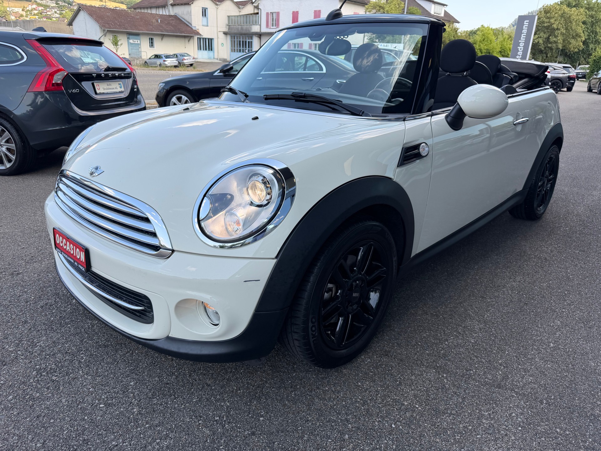 MINI Cabrio R57 1.6i Cooper-image-15