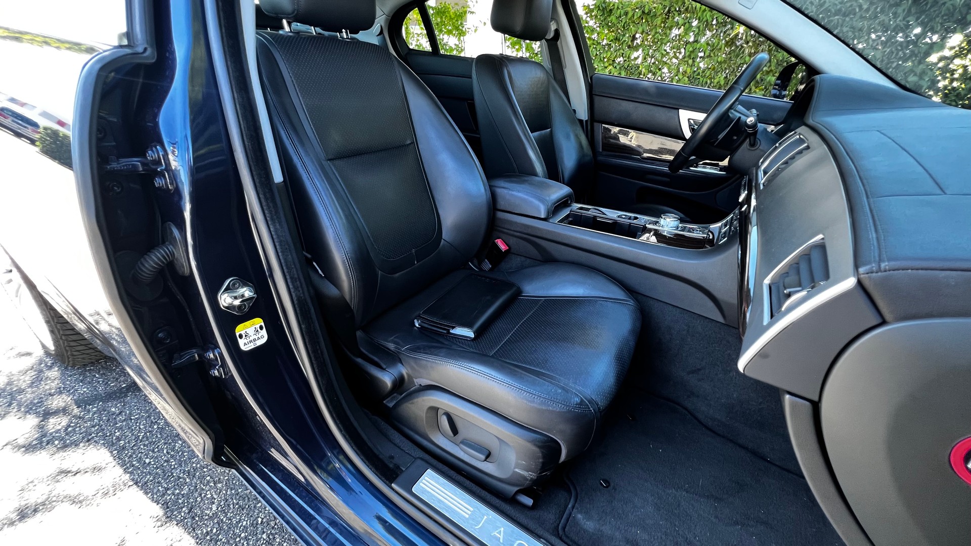 JAGUAR XF 3.0 V6 S/C 4x4-image-10