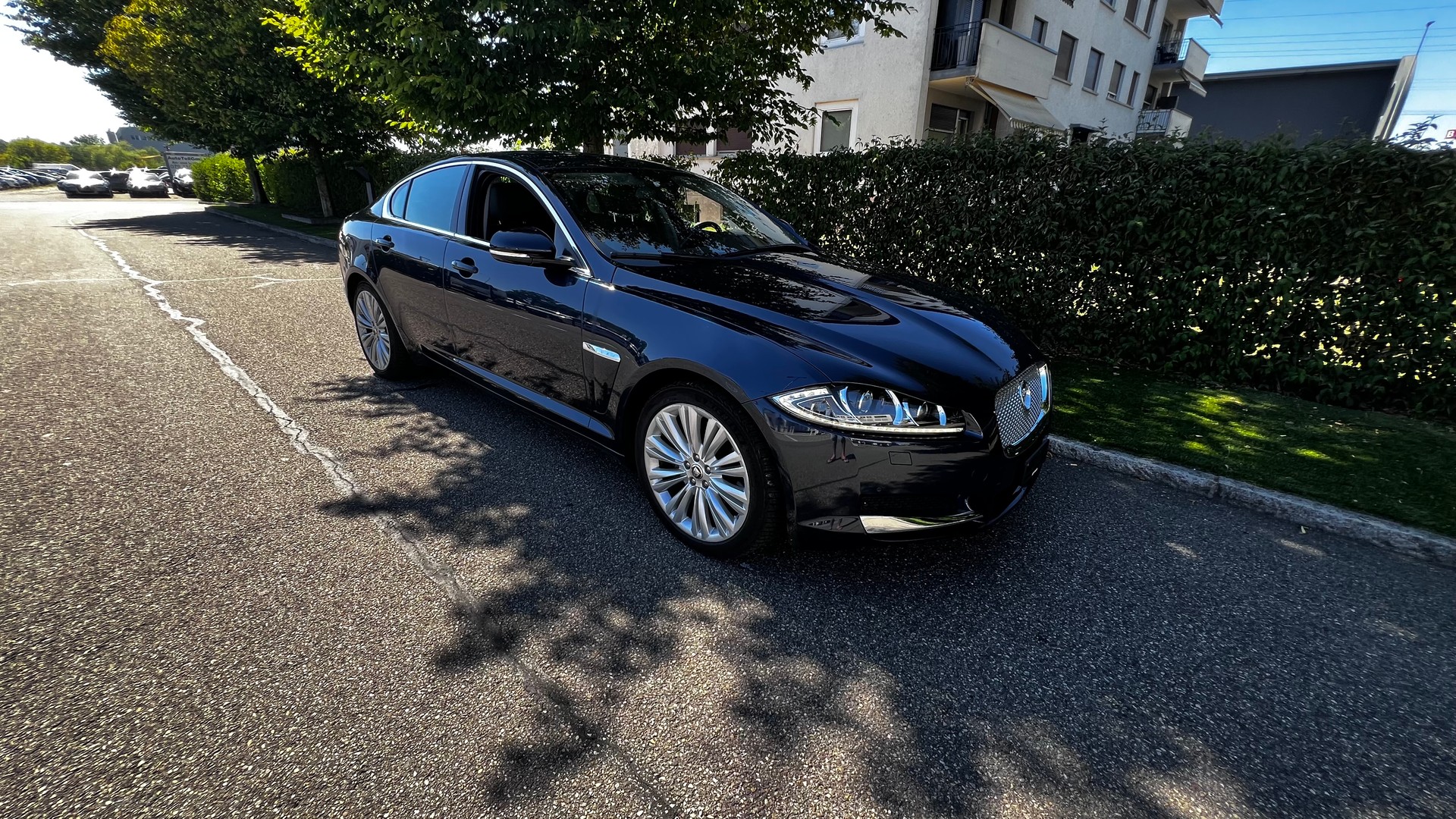 JAGUAR XF 3.0 V6 S/C 4x4-image-2