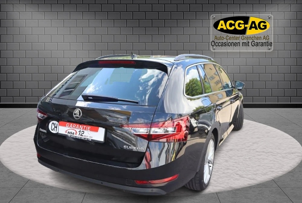 SKODA Superb Combi 1.5 TSI ACT Ambition DSG ** Panorama Glasdach ** Gr-Navigation **-image-4