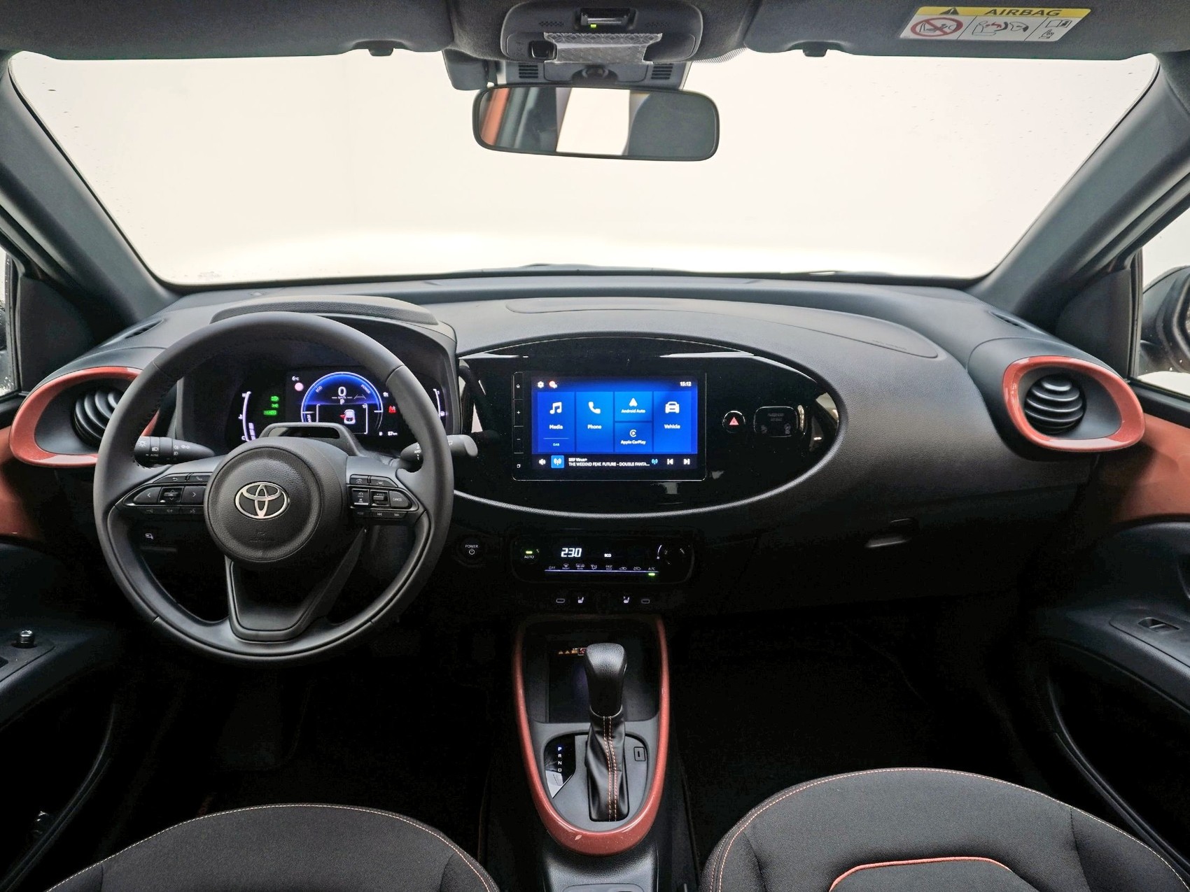 TOYOTA Aygo X 1.5 VVT-i HSD Trend-image-7