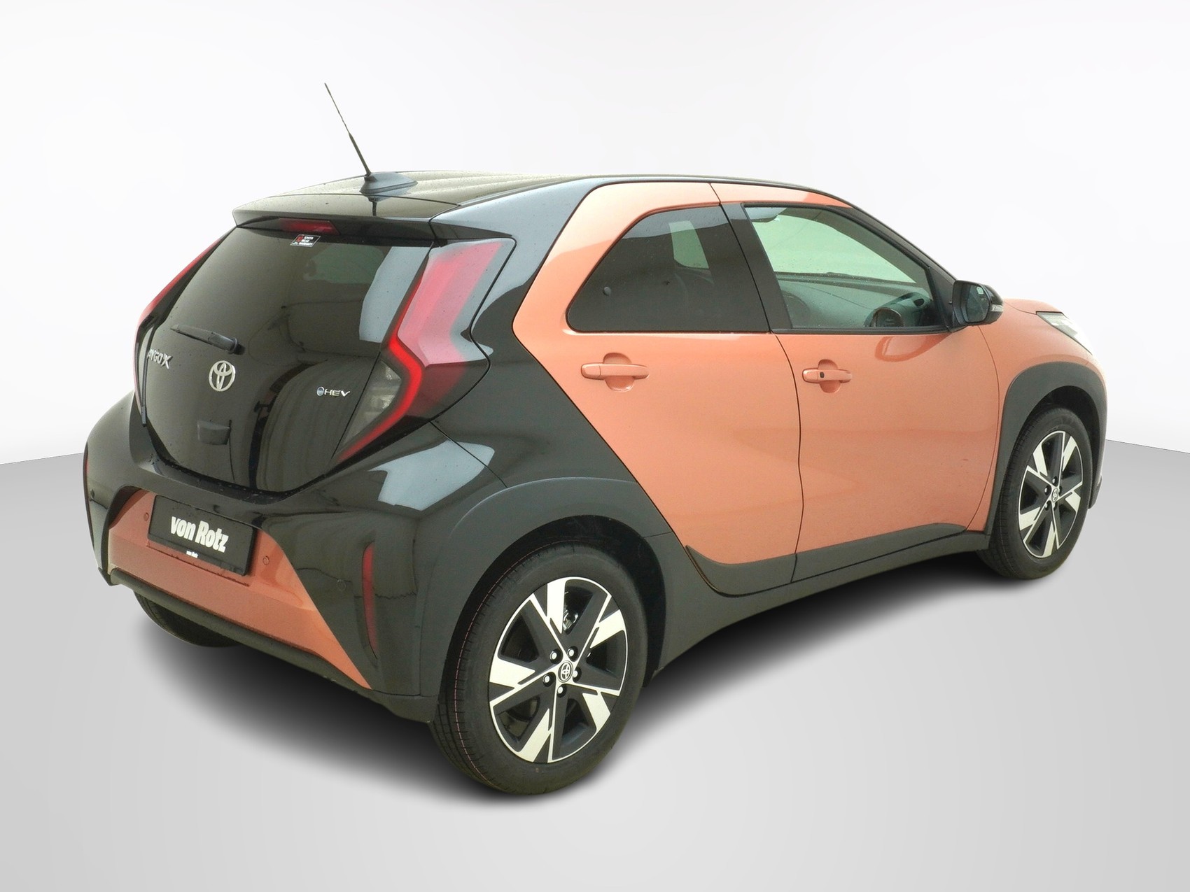 TOYOTA Aygo X 1.5 VVT-i HSD Trend-image-3