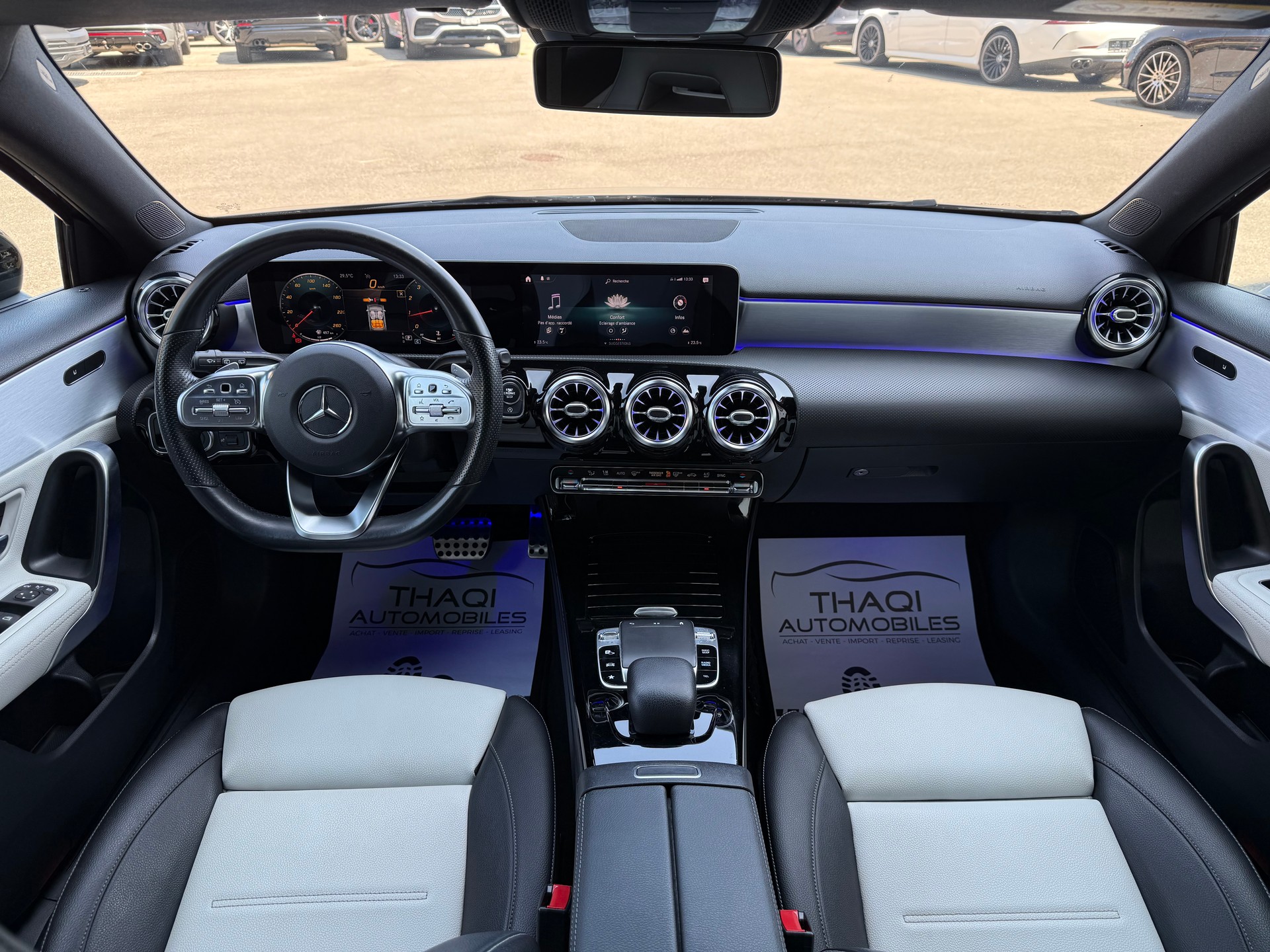 MERCEDES-BENZ A 200 AMG Line 7G-DCT-image-19
