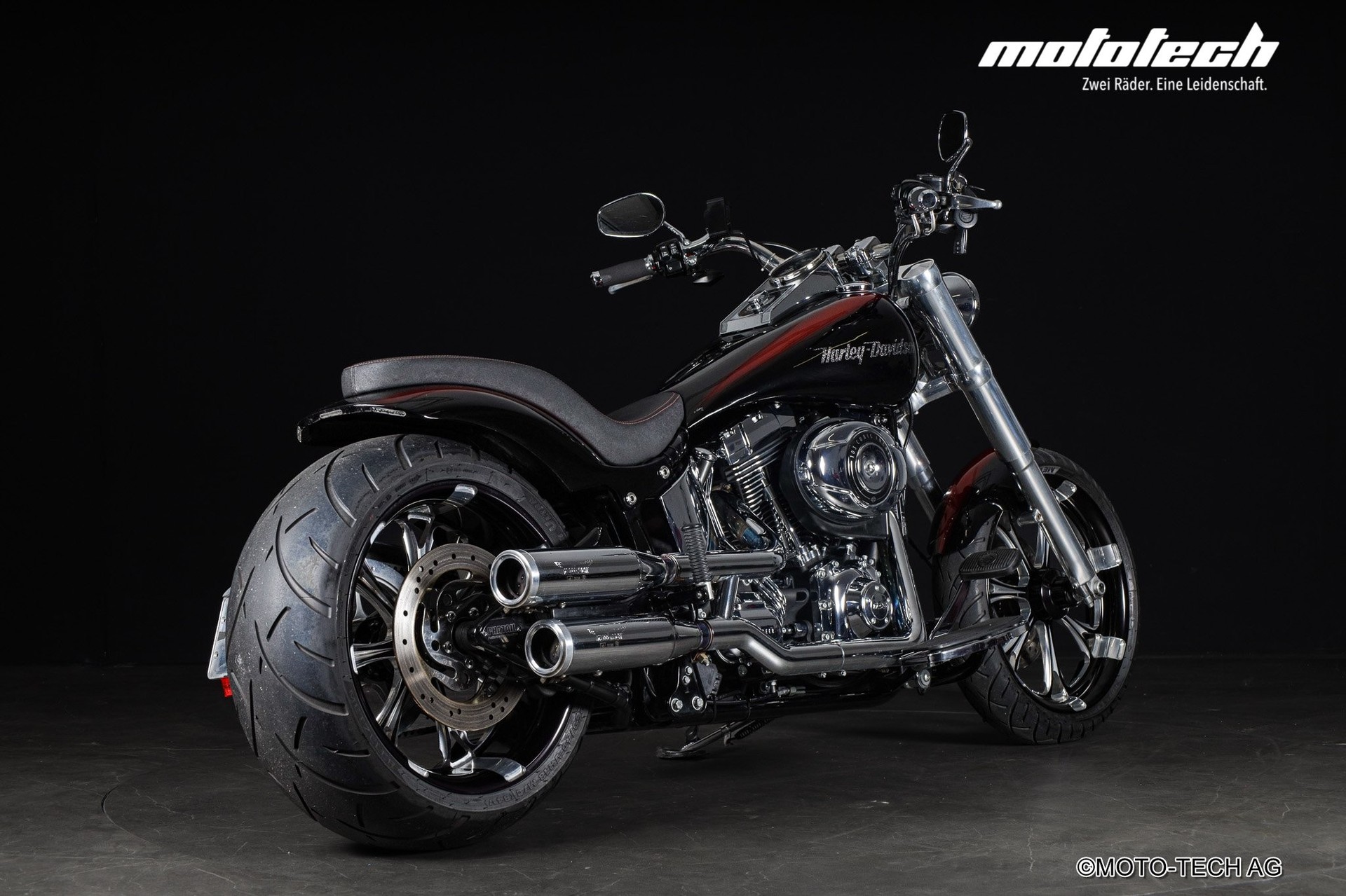 HARLEY-DAVIDSON FLSTF Fat Boy ABS-showroom-element-2