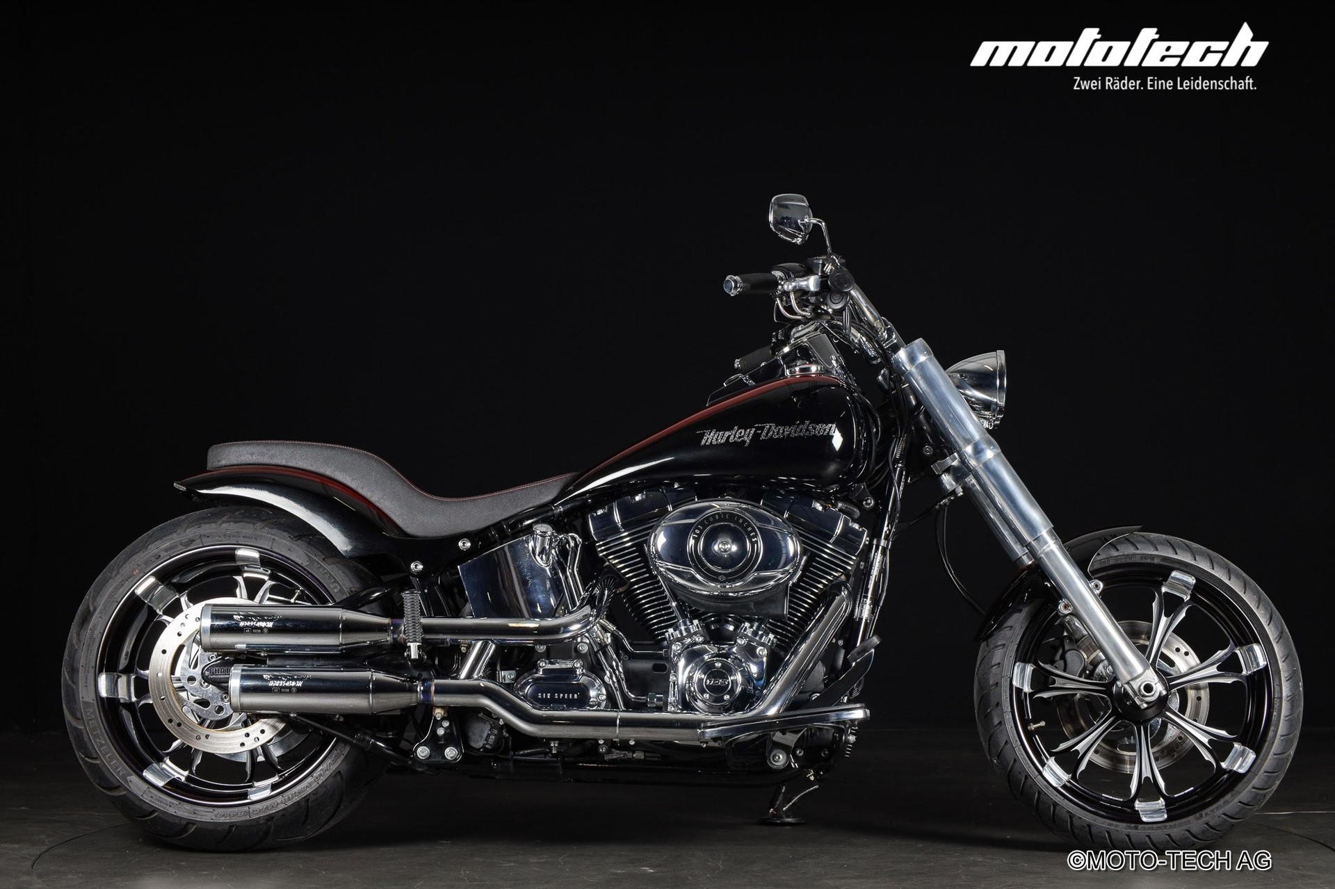 HARLEY-DAVIDSON FLSTF Fat Boy ABS-showroom-element-1