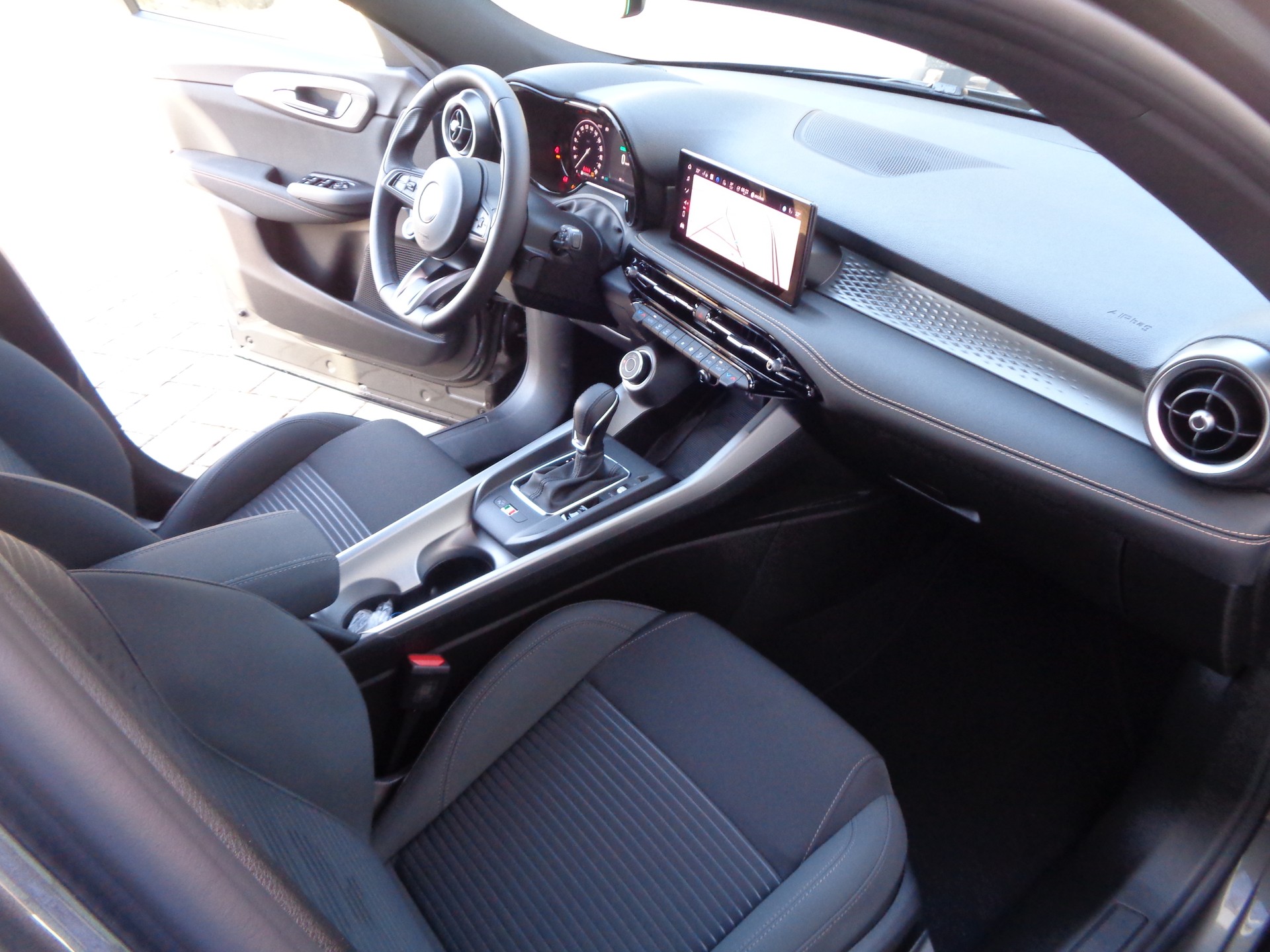 ALFA ROMEO Tonale 1.5 48V Hybrid Sprint Edition-image-7