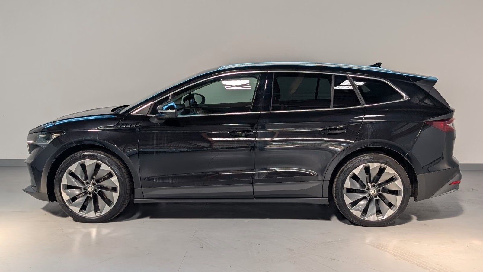 SKODA Enyaq iV 80x-image-10