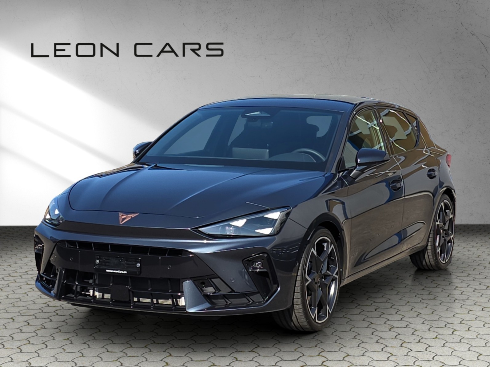 CUPRA LEON 2.0 TSI VZ DSG-image-0