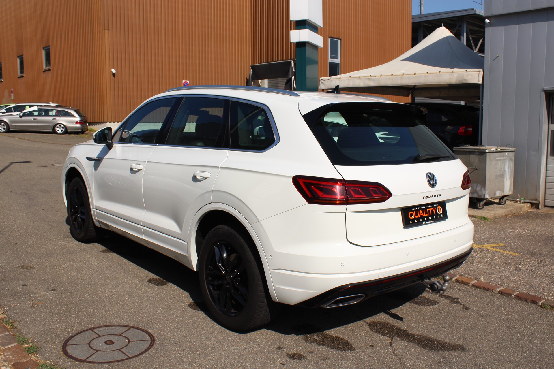 VW Touareg 3.0 TDI R Line Tiptronic-image-3