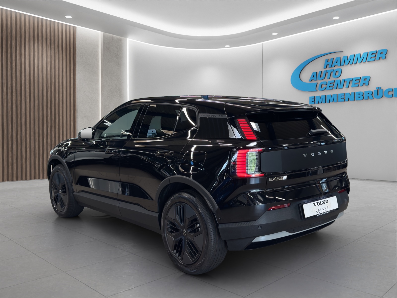 VOLVO EX30 CC E60 Twin Performance AWD-image-2