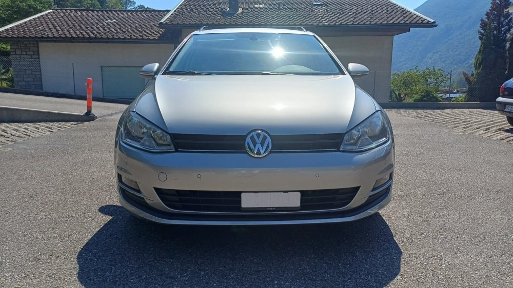VW Golf Variant 1.6 TDI Comfortline DSG-image-2