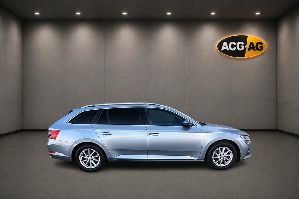 SKODA Superb Combi 2.0 TDi L&K 4x4 DSG ** Voll-Leder ** Gr-Navi ** RF-Kamera ** Abstandsregelsysteme ** Sitzmemory ** MFK 21.01.2026-image-5