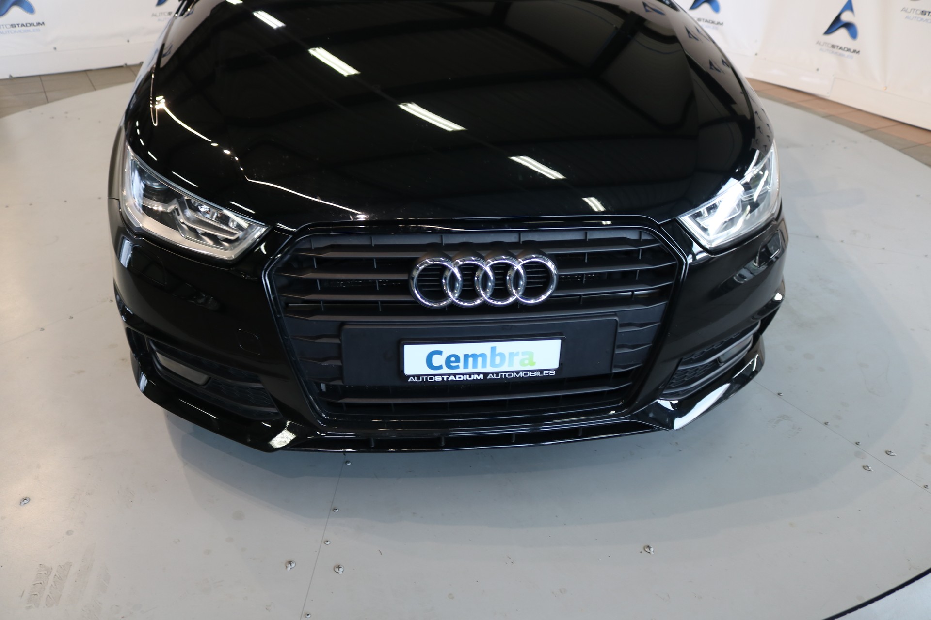 AUDI A1 Sportback TFSI S-line-image-30