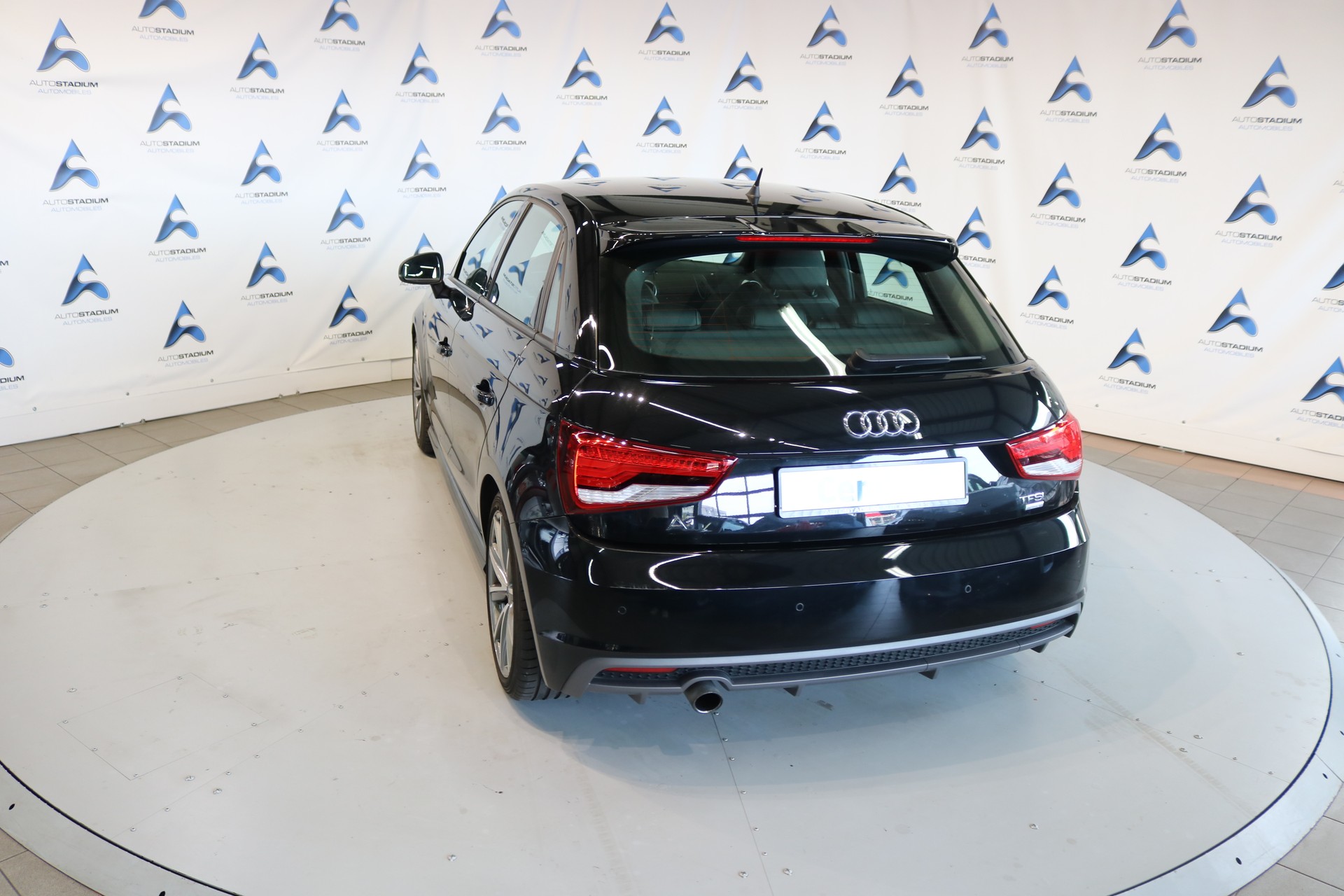 AUDI A1 Sportback TFSI S-line-image-21