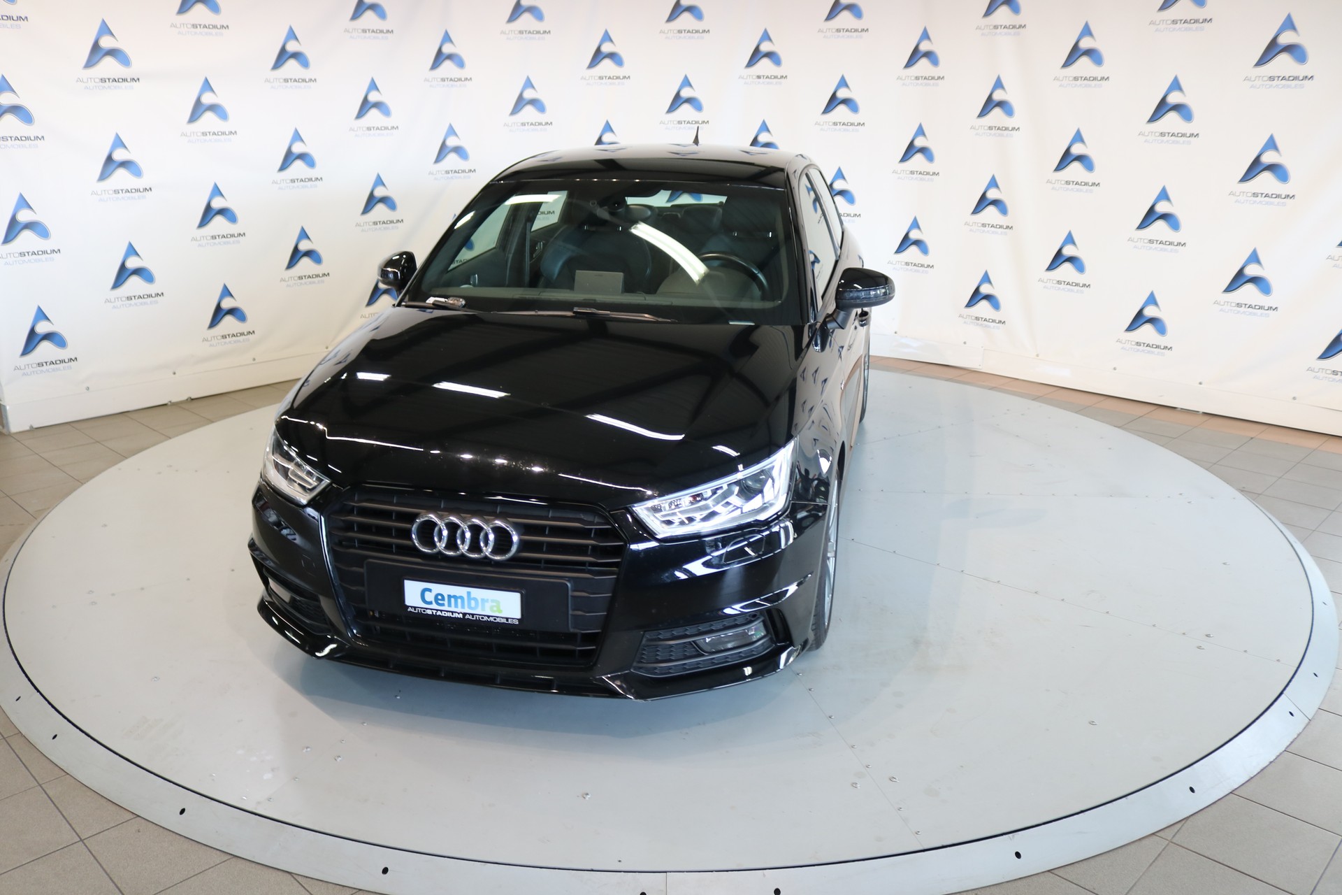 AUDI A1 Sportback TFSI S-line-image-10