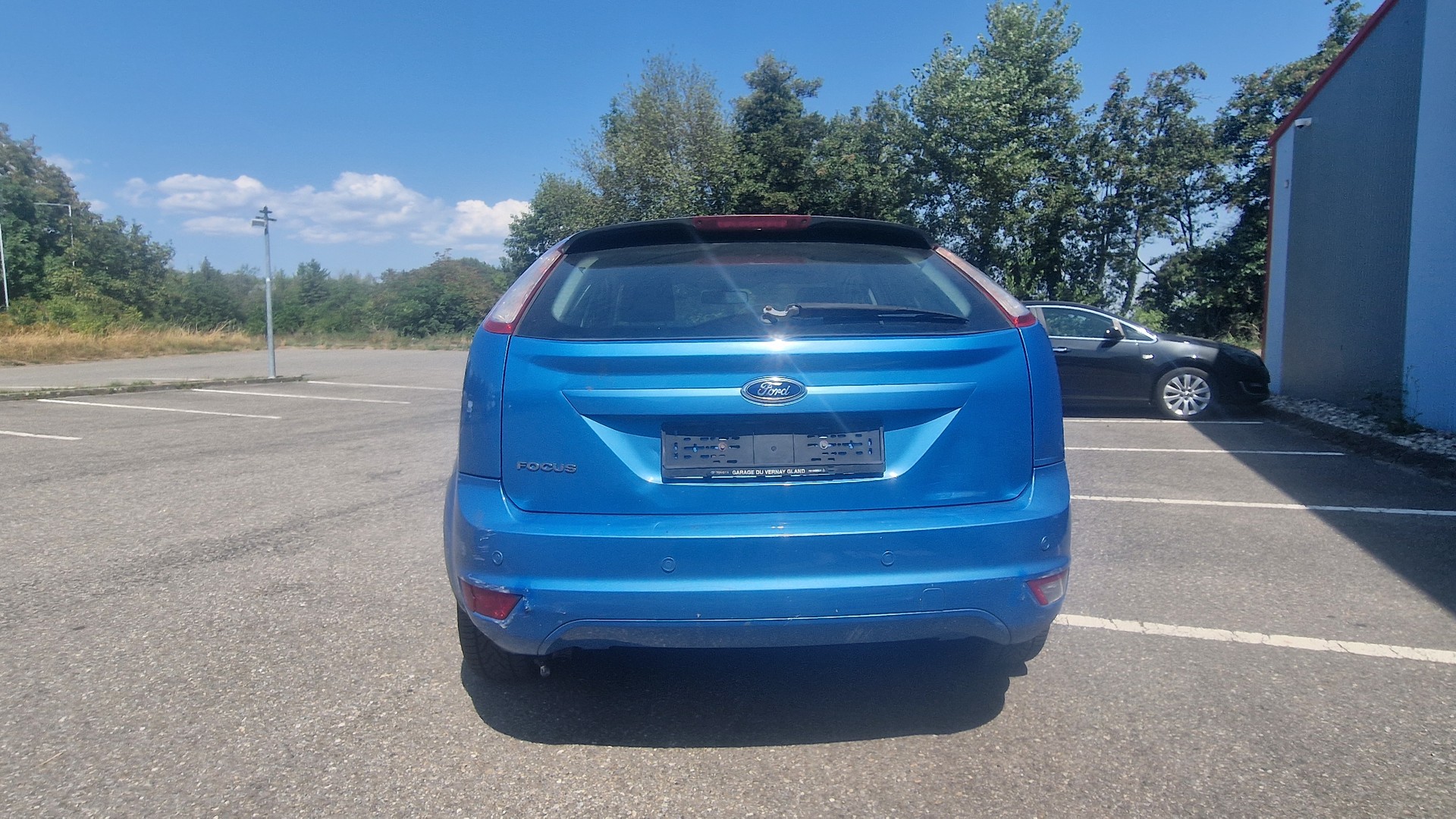 FORD Focus 2.0i Carving Automatic-image-3
