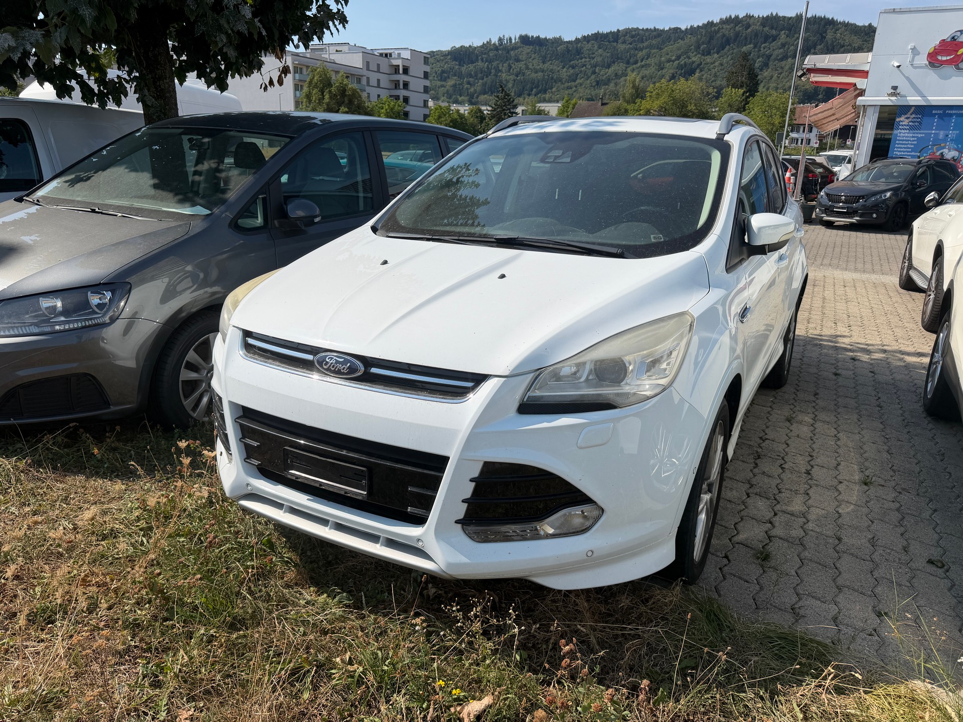 FORD Kuga 2.0 TDCi Titanium 4WD PowerShift-image-2