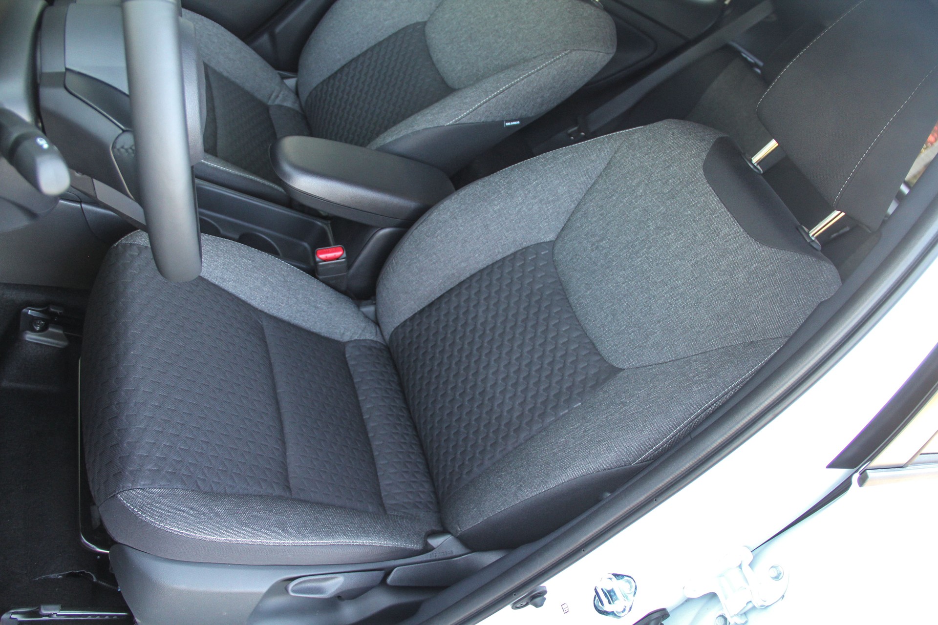 TOYOTA Yaris Cross 1.5 Trend e-CVT 130 ⭐⭐⭐⭐⭐-image-6