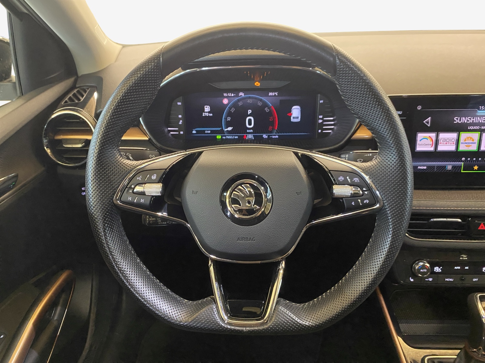 SKODA Fabia 1.0 TSI First Edition DSG-image-9