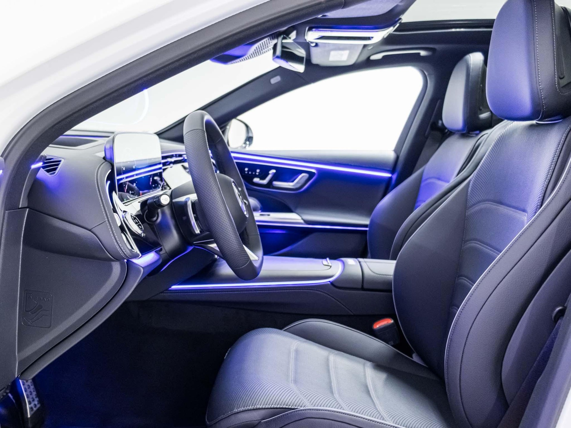 MERCEDES-BENZ E 450 d 4MATIC-image-6