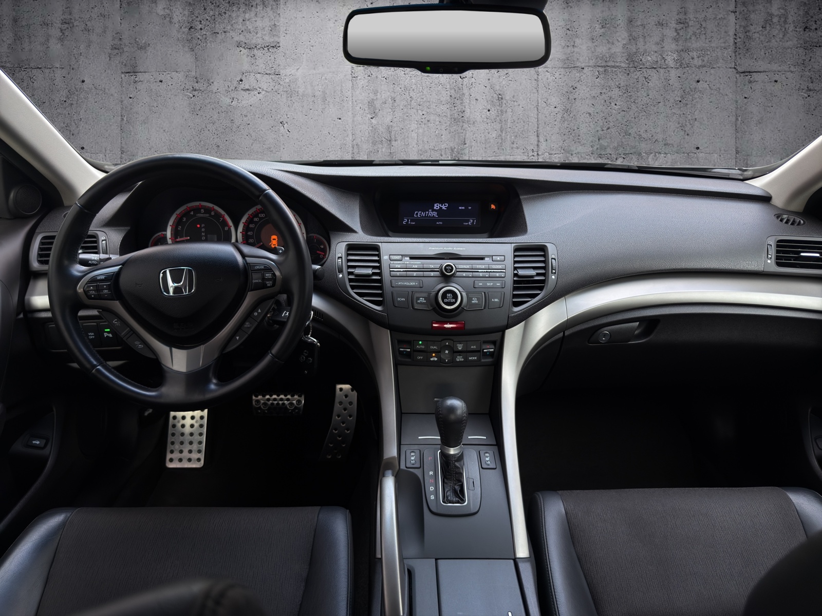 HONDA Accord 2.4i 16V Type-S Automatic *CH-Fahrzeug*-image-10