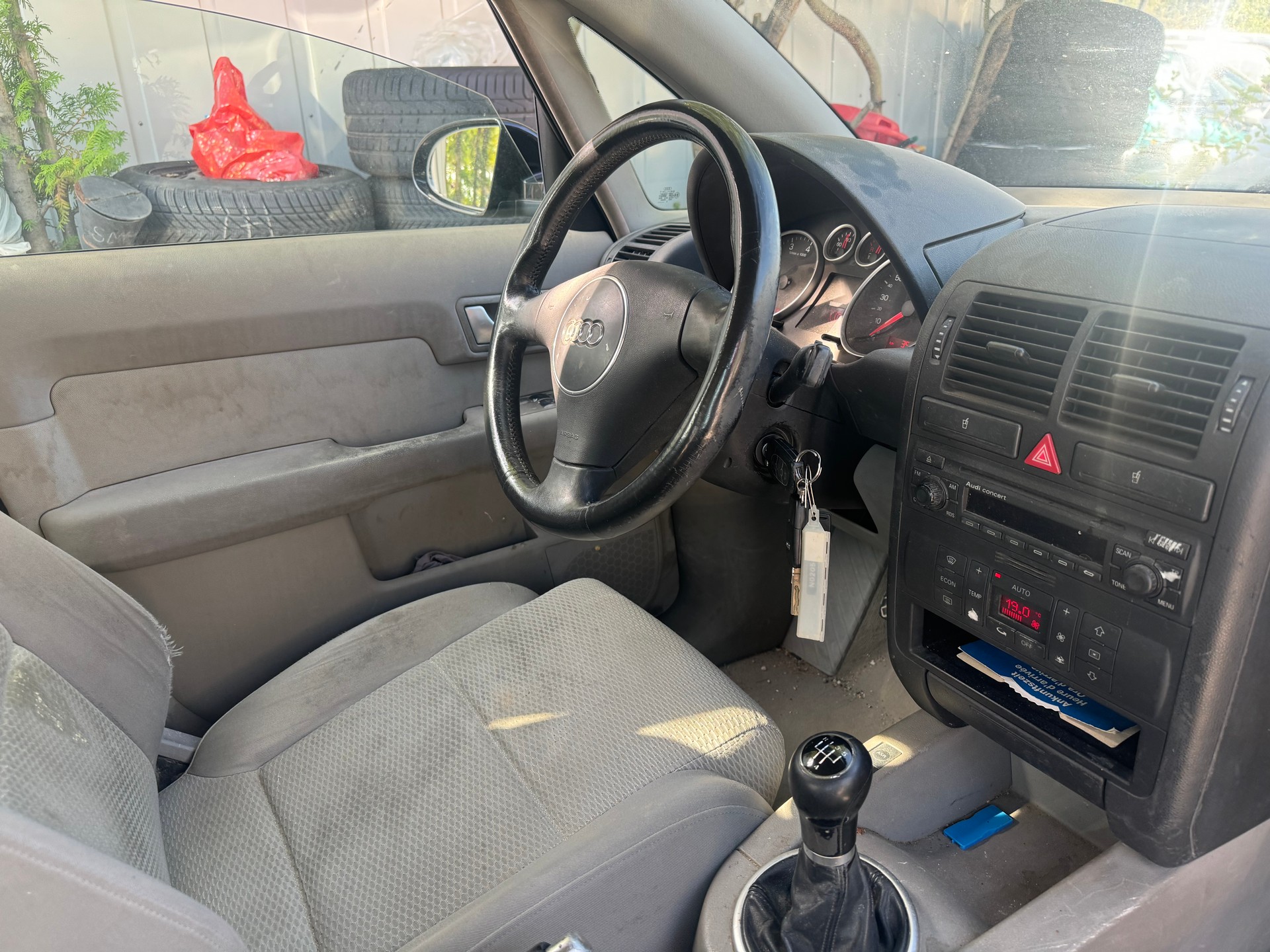 AUDI A2 1.4-image-9