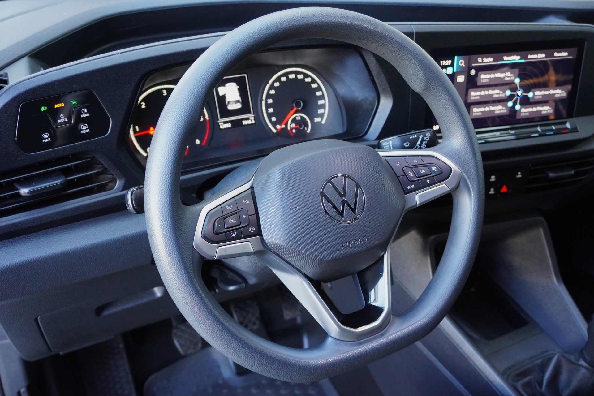 VW Caddy Cargo 2.0TDI-image-10