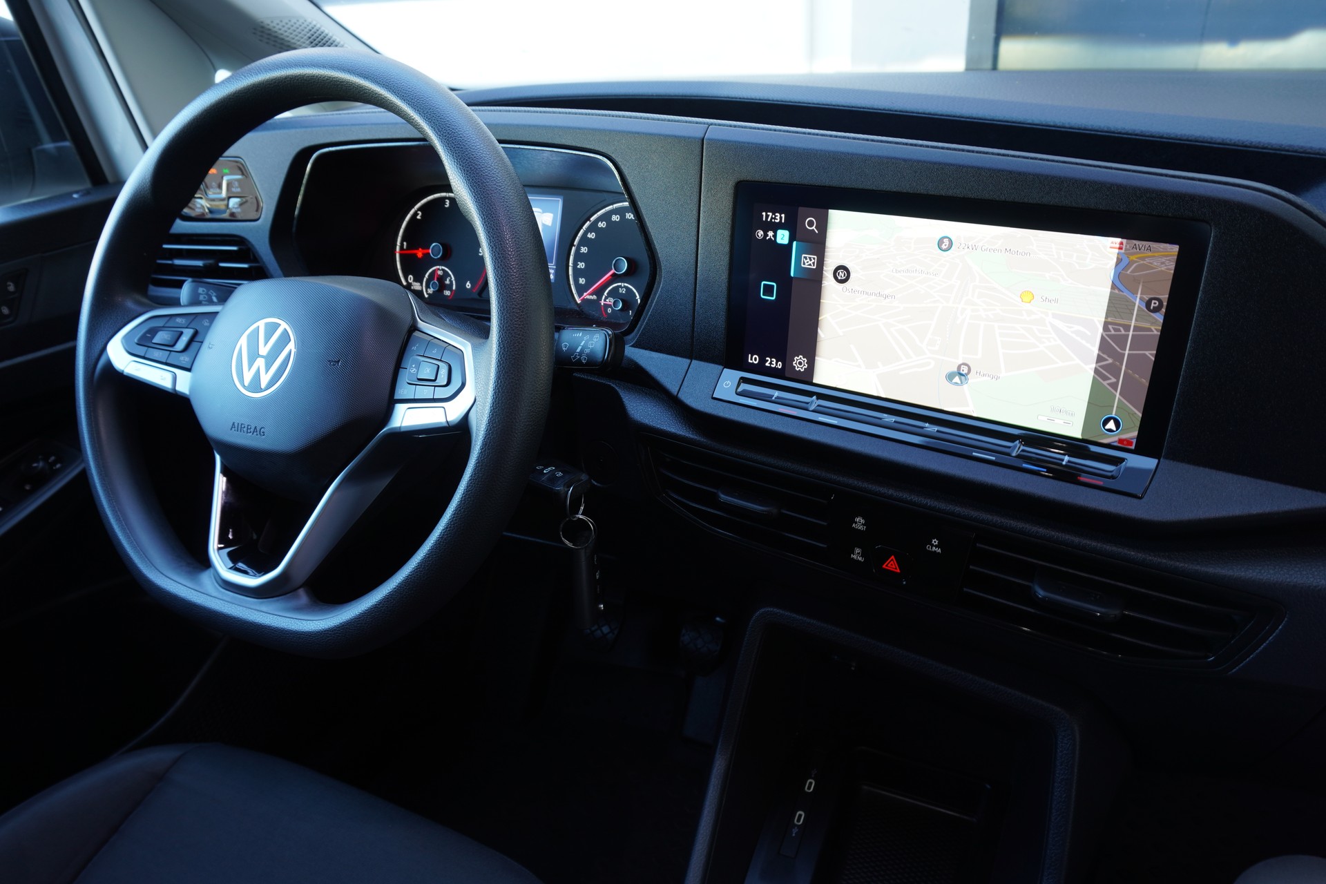 VW Caddy Cargo 2.0TDI-image-9