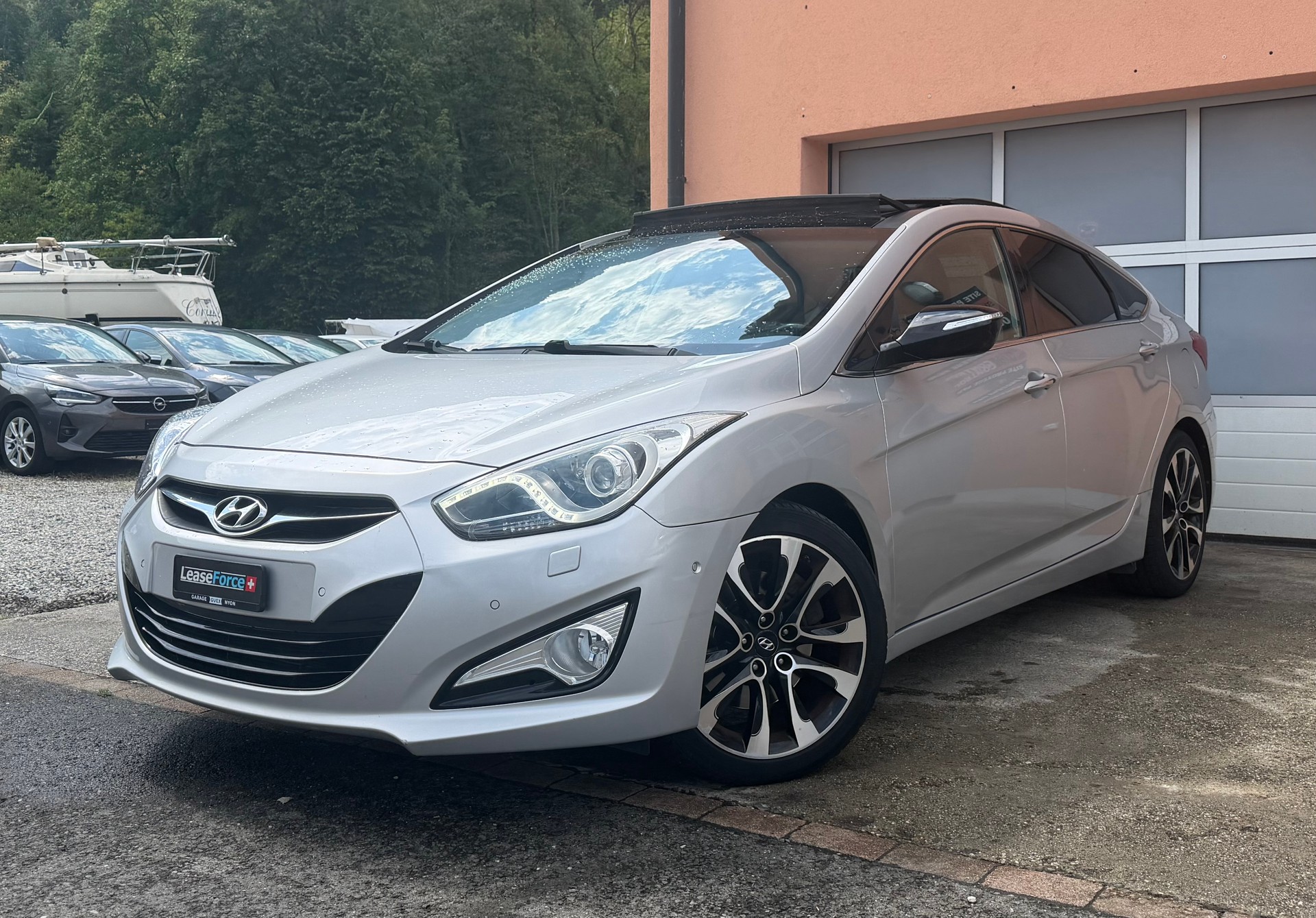 HYUNDAI i40 1.7 CRDI Style Automatic-showroom-element-1
