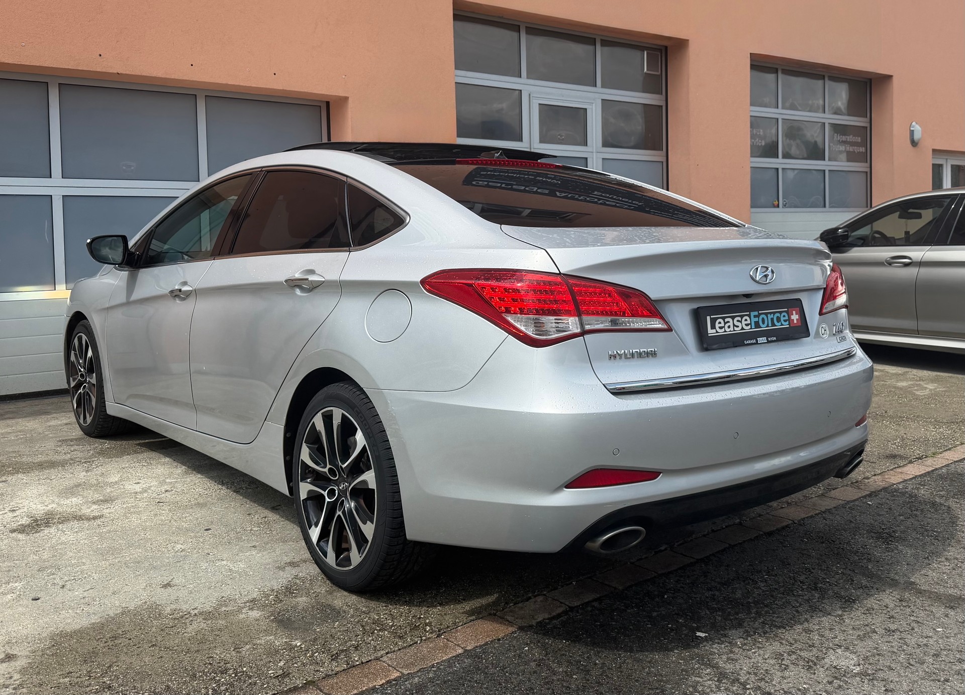 HYUNDAI i40 1.7 CRDI Style Automatic-image-4