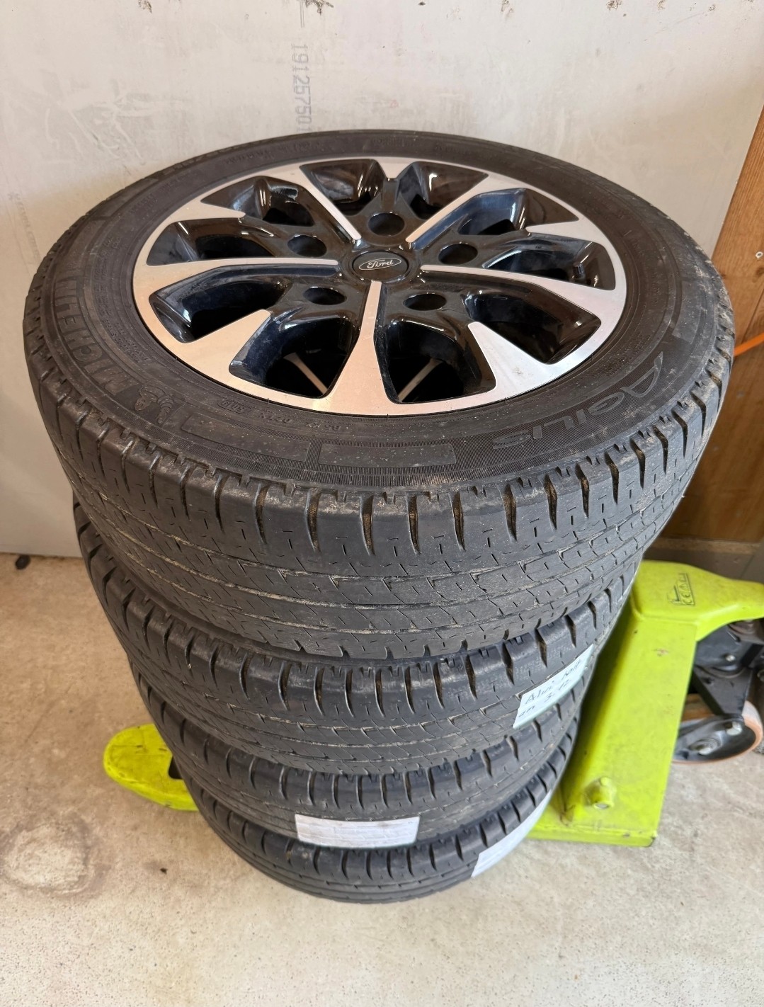 FORD Transit Custom Van 320 L2H1 Sport-image-13