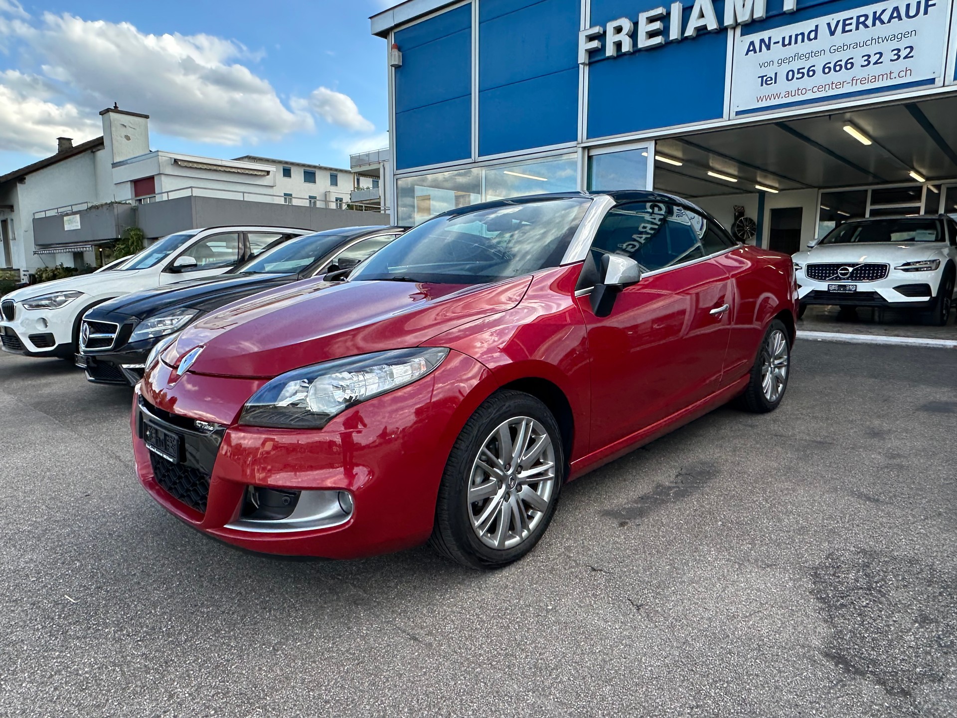 RENAULT Mégane CC 2.0 16V Dynamique CVT-image-1