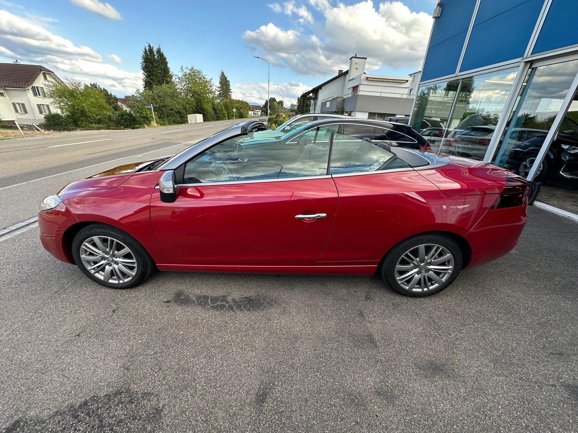 RENAULT Mégane CC 2.0 16V Dynamique CVT-image-6