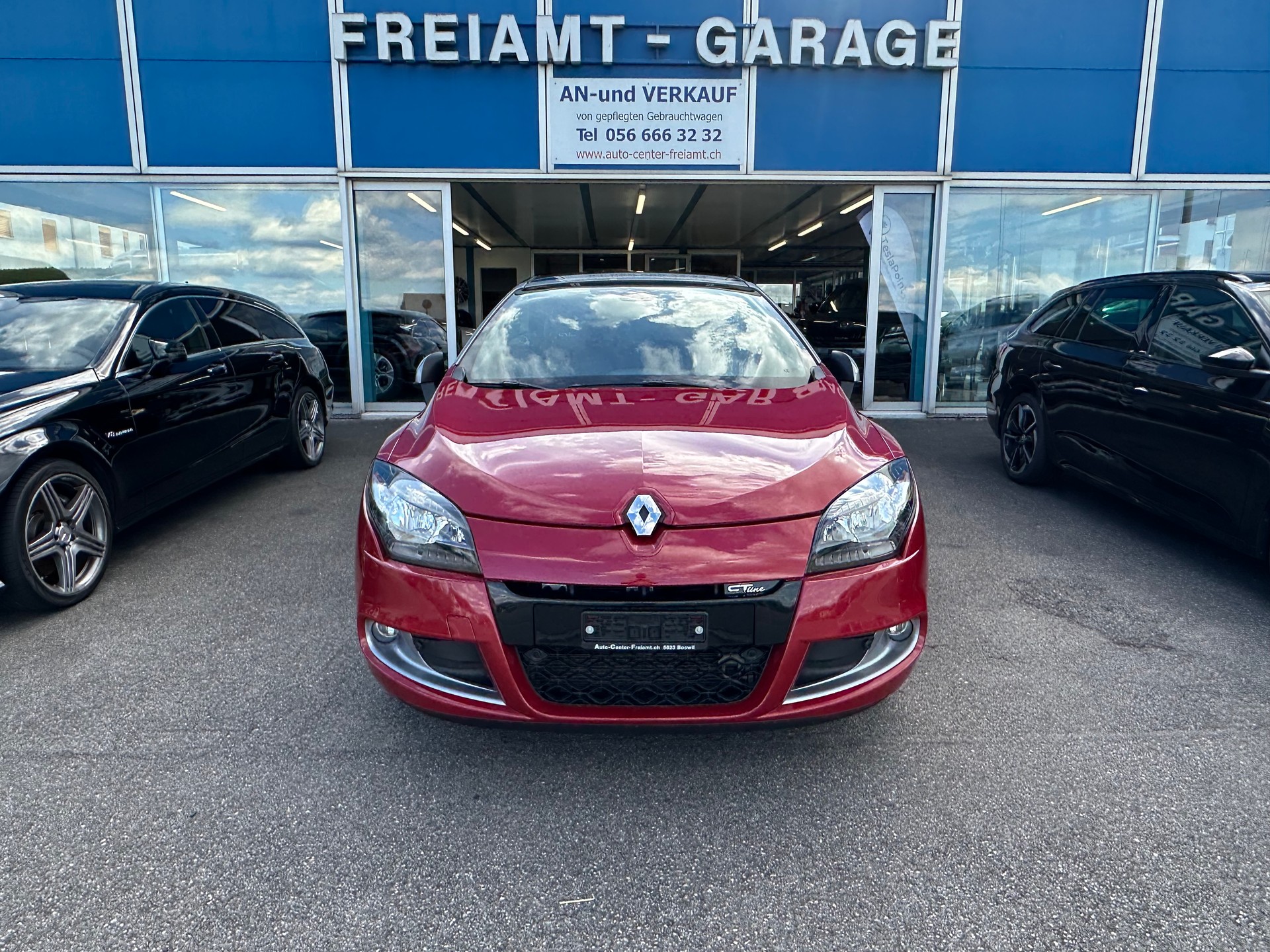 RENAULT Mégane CC 2.0 16V Dynamique CVT-image-0