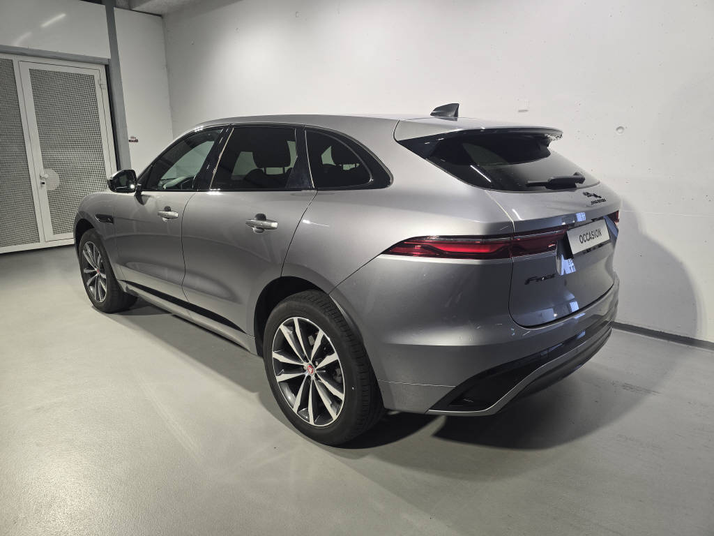 JAGUAR F-Pace 2.0 I4 250 R-Dynamic SE AWD-image-3