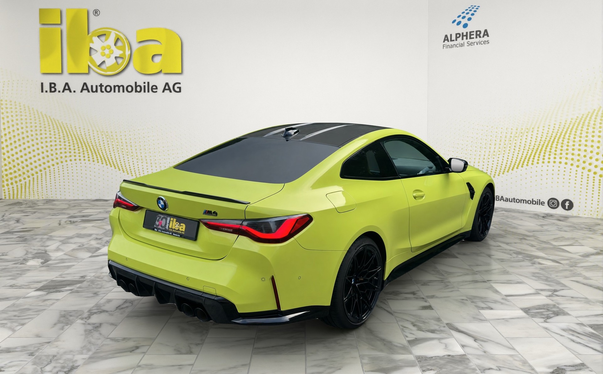 BMW M4 Coupé Competition (CH) INDIVIDUAL M Race Track Paket Carbon-image-4