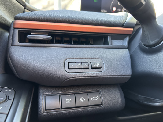 SUBARU Uncharte eV Luxury AWD-image-10
