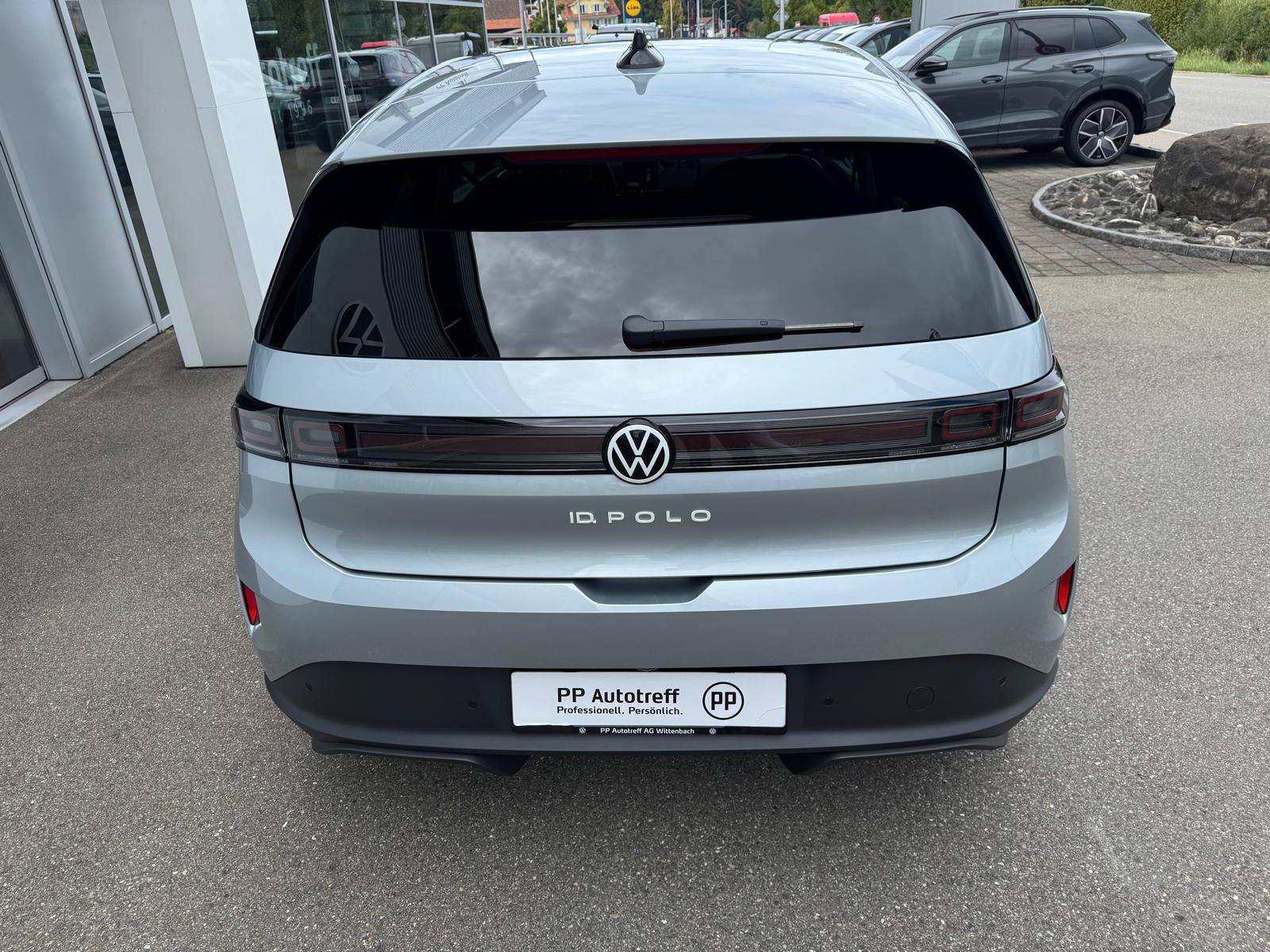 VW ID.Polo 52 kWh Life Edition One-image-4