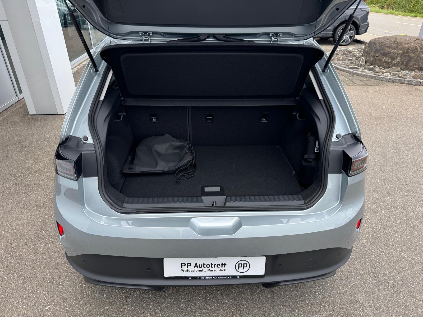 VW ID.Polo 52 kWh Life Edition One-image-5