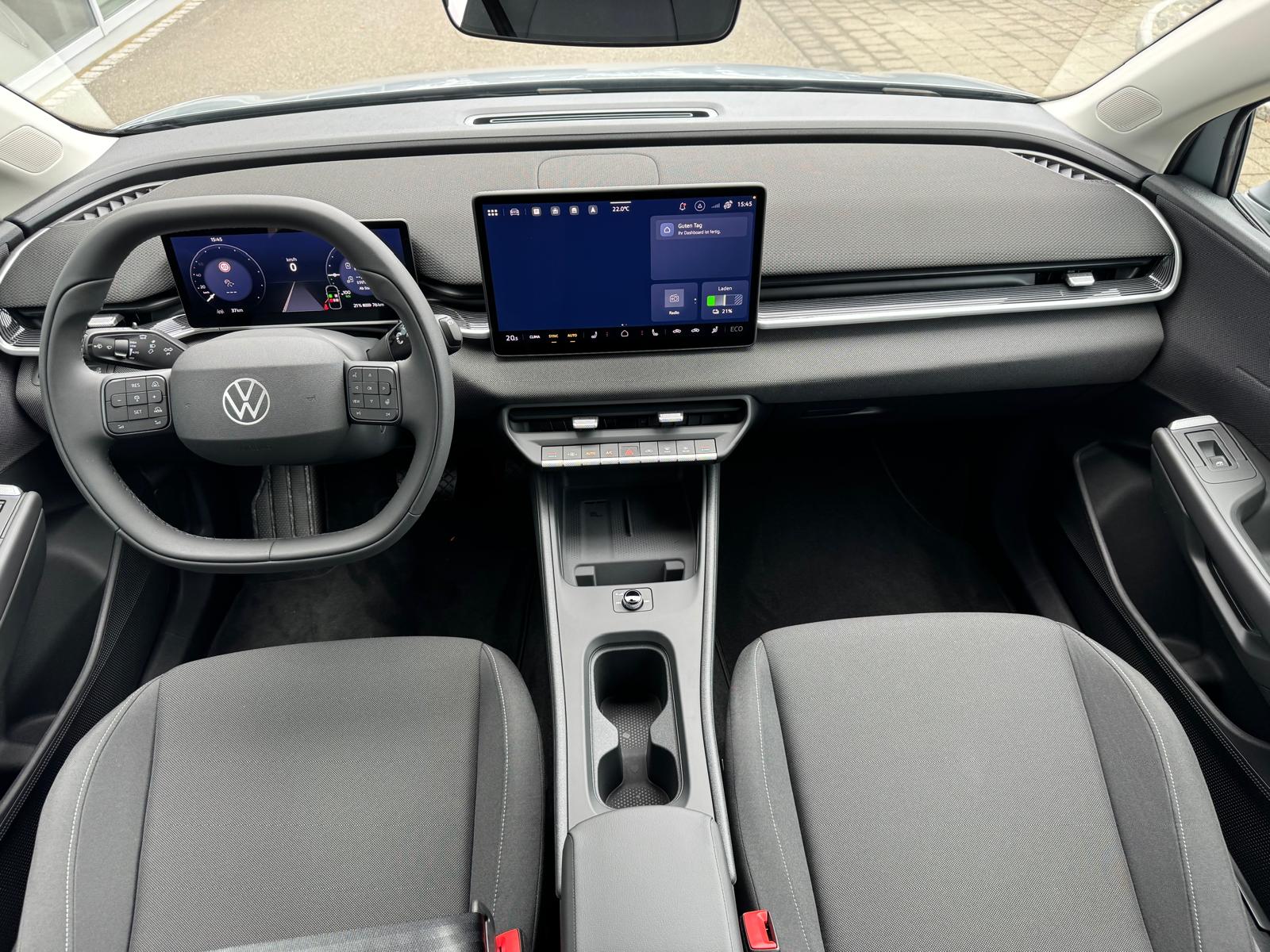 VW ID.Polo 52 kWh Life Edition One-image-7