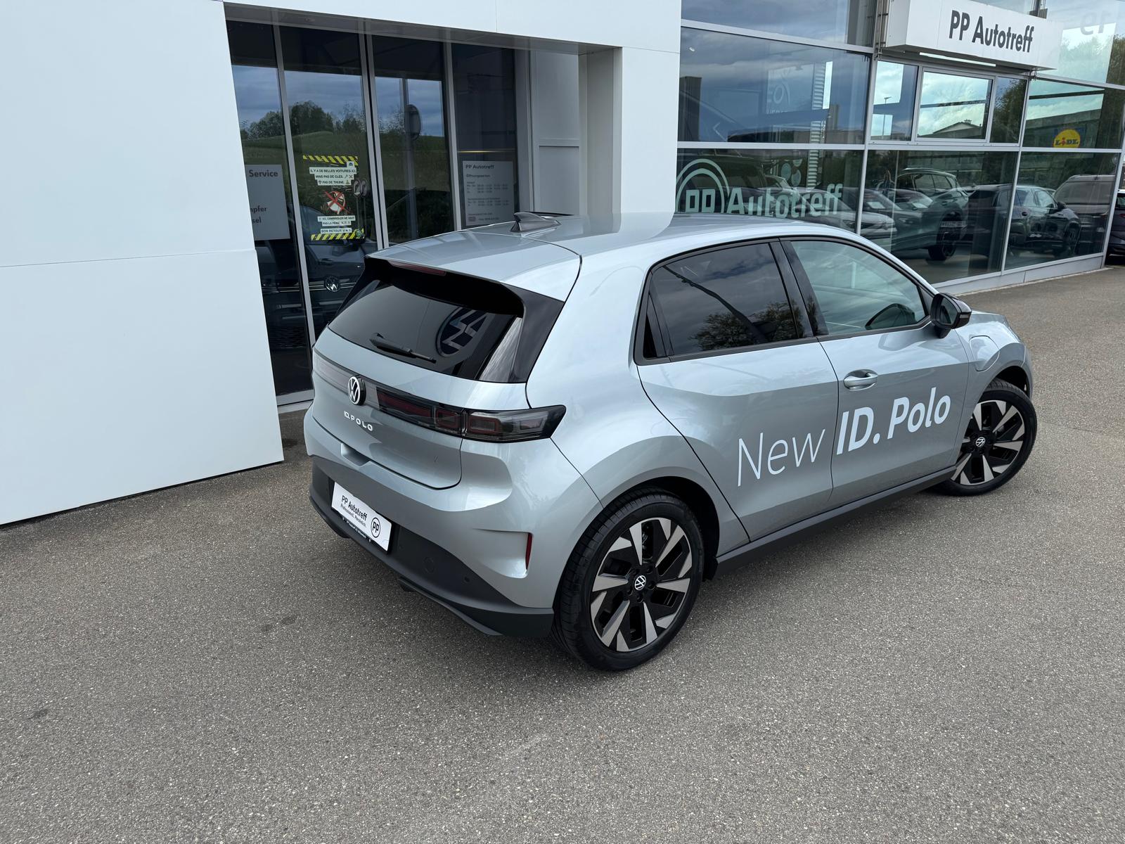 VW ID.Polo 52 kWh Life Edition One-image-3